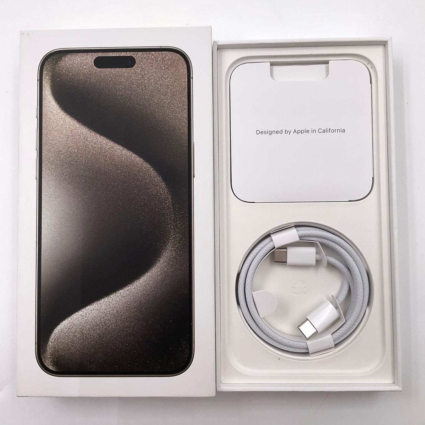 【全額返金保証】【最速発送】Apple iPhone iPhone 15 Pro Max 256GB ナチュラルチタニウム SIMフリー 白ロム 美品 動作確認済 86%