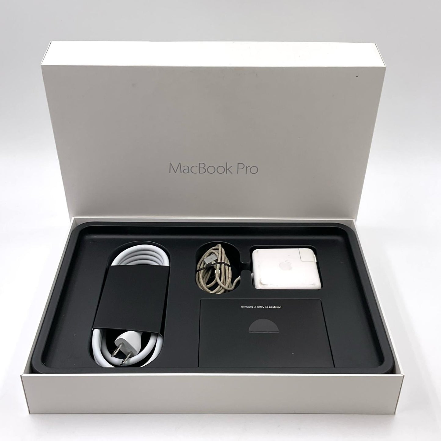 【全額返金保証】【最速発送】Apple MacBook Pro 13.3インチ 2015 Intel Core i5 2.7GHz 8GB SSD 128GB シルバー 80% 動作確認済