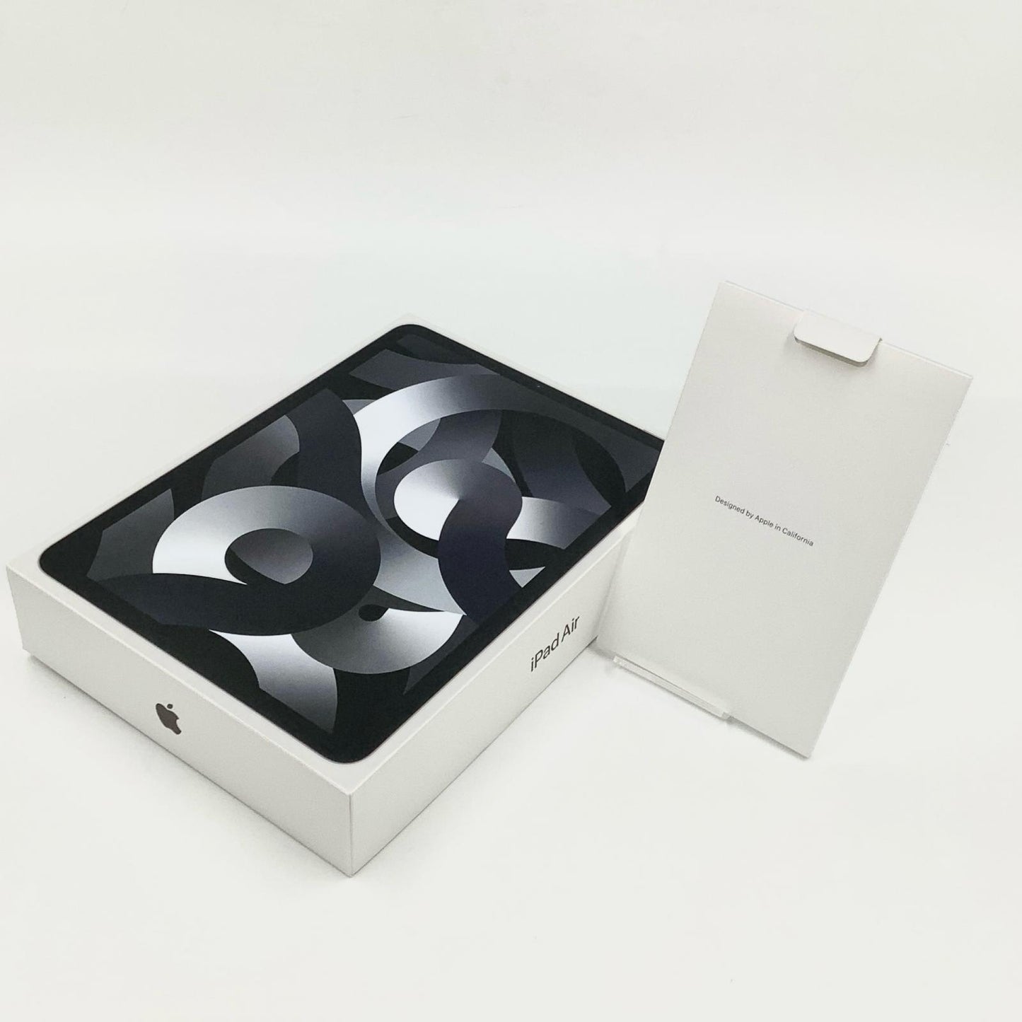 【全額返金保証】【最速発送】Apple iPad Air 第5世代 64GB スペースグレイ Wi-Fi 超美品 動作確認済