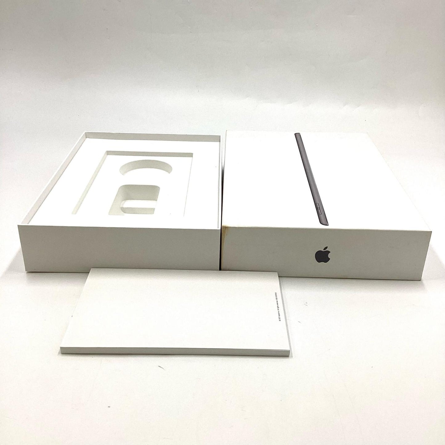 【全額返金保証】【最速発送】Apple iPad iPad 第8世代 128GB スペースグレイ Wi-Fi 美品 動作確認済