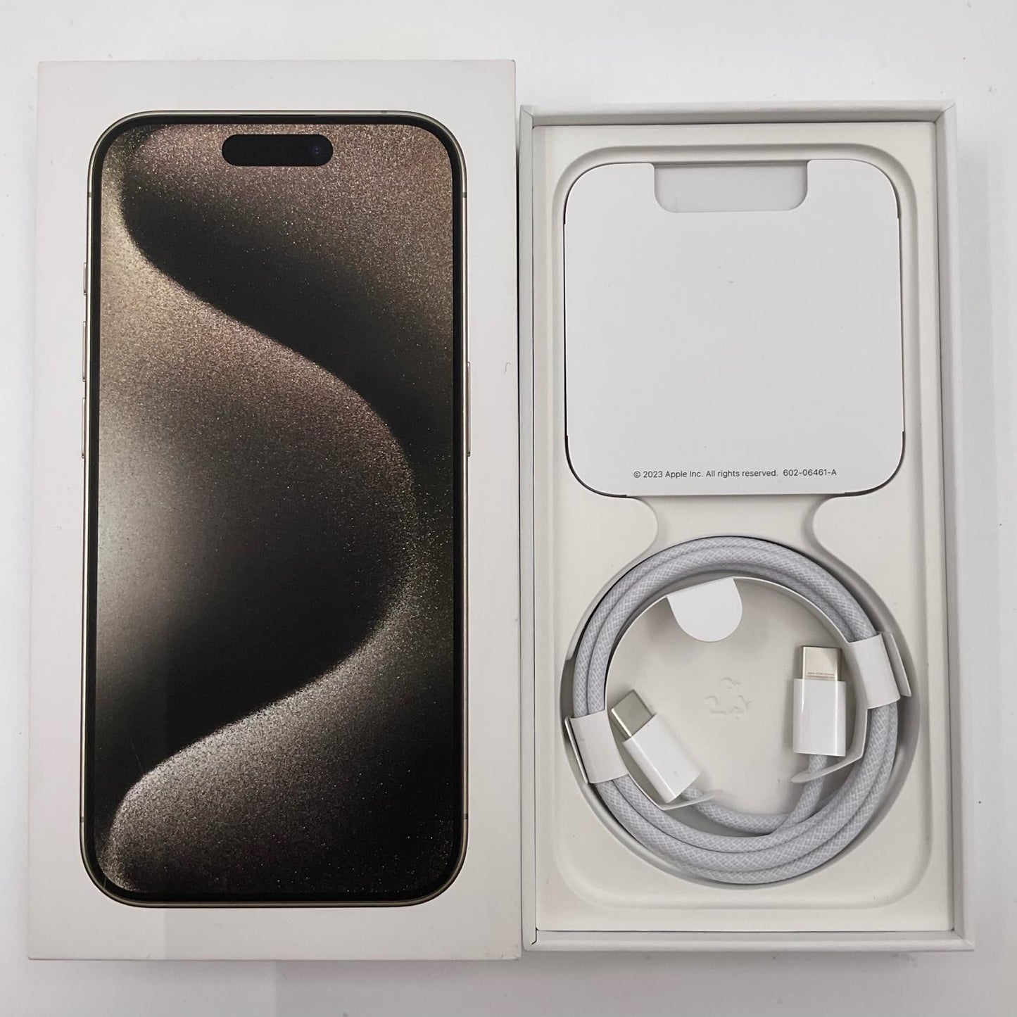 【全額返金保証】【最速発送】Apple iPhone iPhone Pro 15 Pro 256GB ナチュラルチタニウム SIMフリー 白ロム 動作確認済 89%