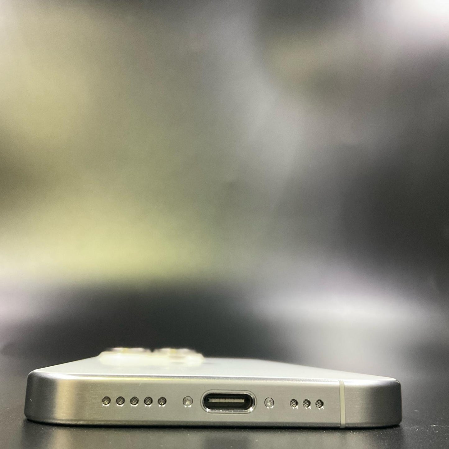 【全額返金保証】【最速発送】Apple iPhone iPhone 15 Pro 128GB ホワイトチタニウム SIMフリー 白ロム 美品 動作確認済 88%