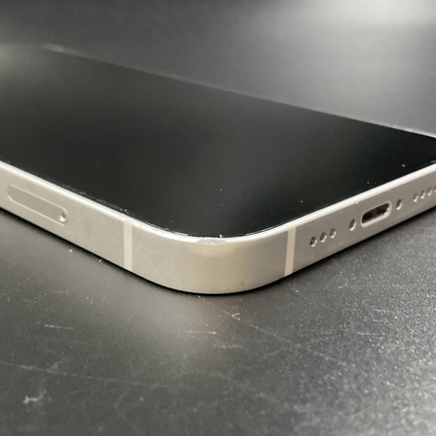 【最速発送】Apple iPhone iPhone 13 128GB スターライト Softbank SIMフリー【難有】 82%