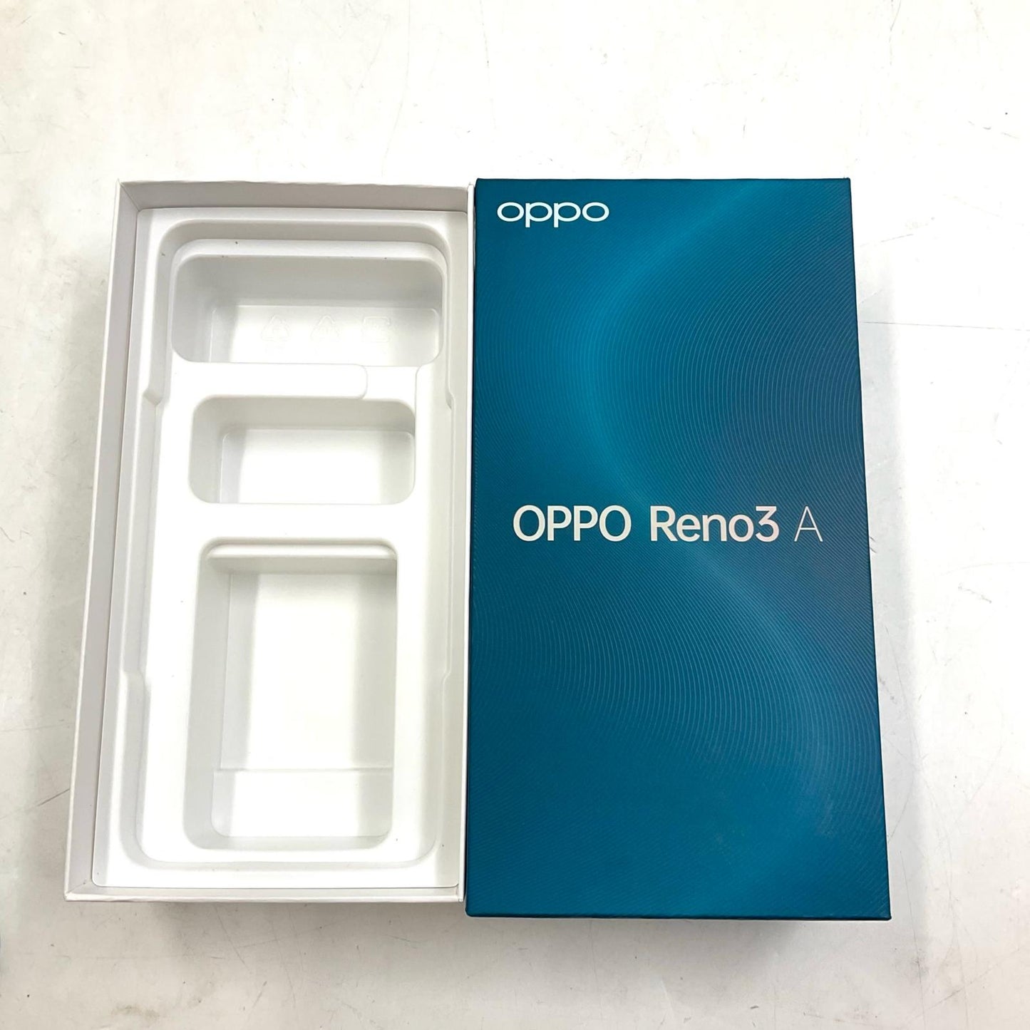 【最速発送】OPPO Reno 3 A 128GB ホワイト 楽天モバイル CPH2013 白ロム【難有】
