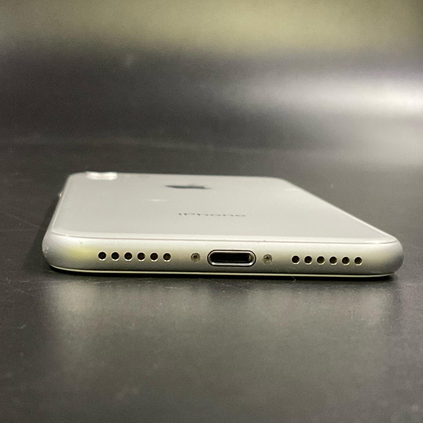 【最速発送】Apple iPhone iPhone SE(第3世代) 64GB スターライト 白ロム【難有】 73%