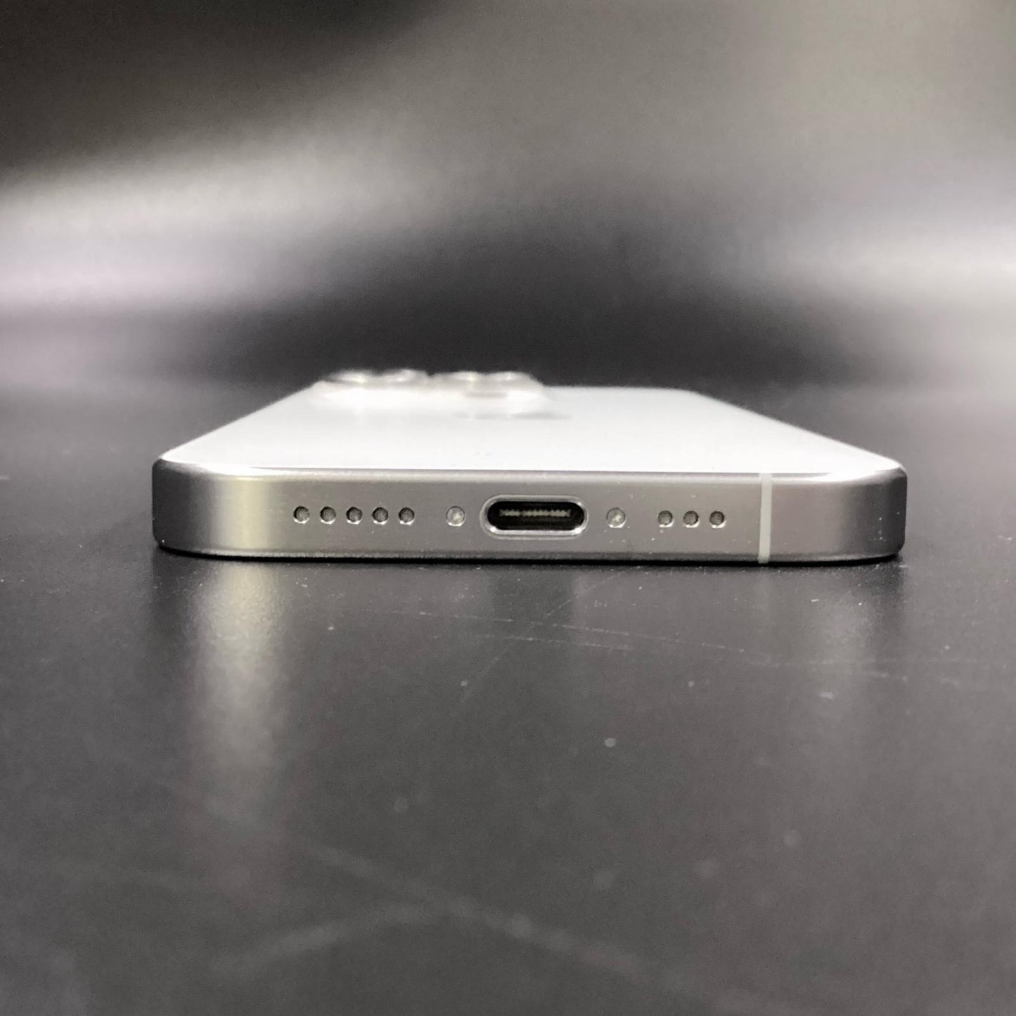 【全額返金保証】【最速発送】Apple iPhone iPhone 15 Pro 256GB ホワイトチタニウム SIMフリー 白ロム 動作確認済 88%