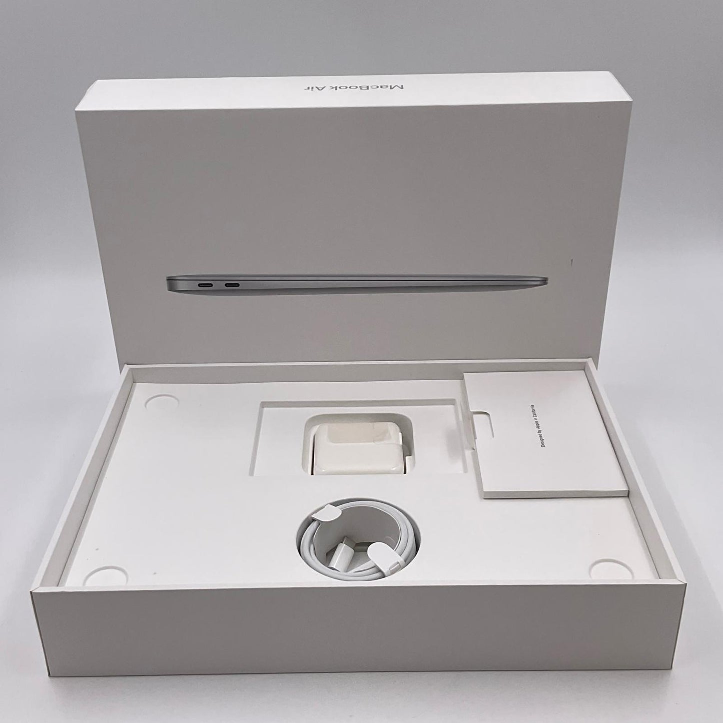 【全額返金保証】【最速発送】Apple MacBook Air 13インチ 2020 Apple M1 16GB M.2 SSD 512GB シルバー 87% 動作確認済