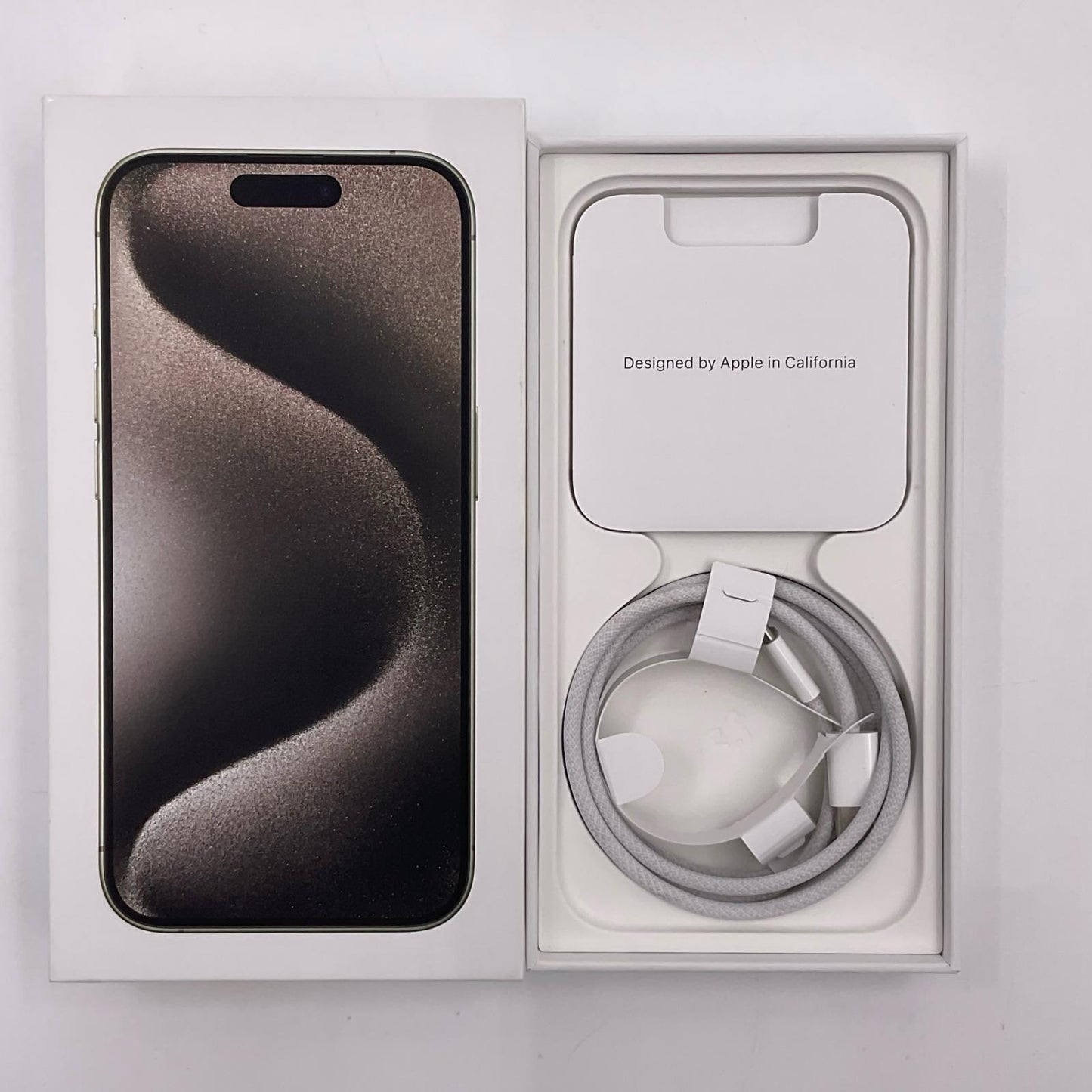 【全額返金保証】【最速発送】Apple iPhone iPhone 15 Pro 256GB ナチュラルチタニウム SIMフリー 白ロム 美品 動作確認済 91%