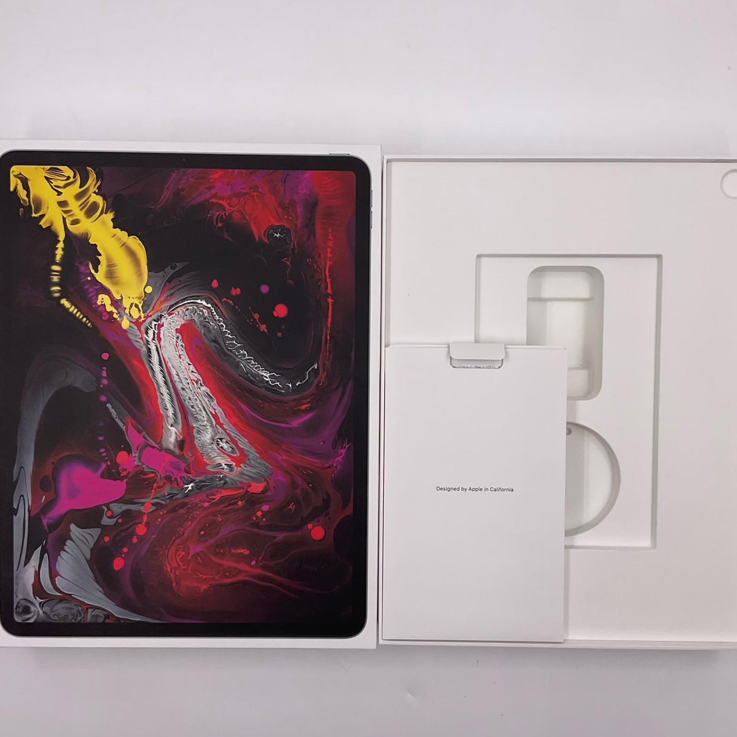 【全額返金保証】【最速発送】Apple iPad Pro 12.9インチ 第3世代 64GB スペースグレイ Wi-Fi 美品 動作確認済