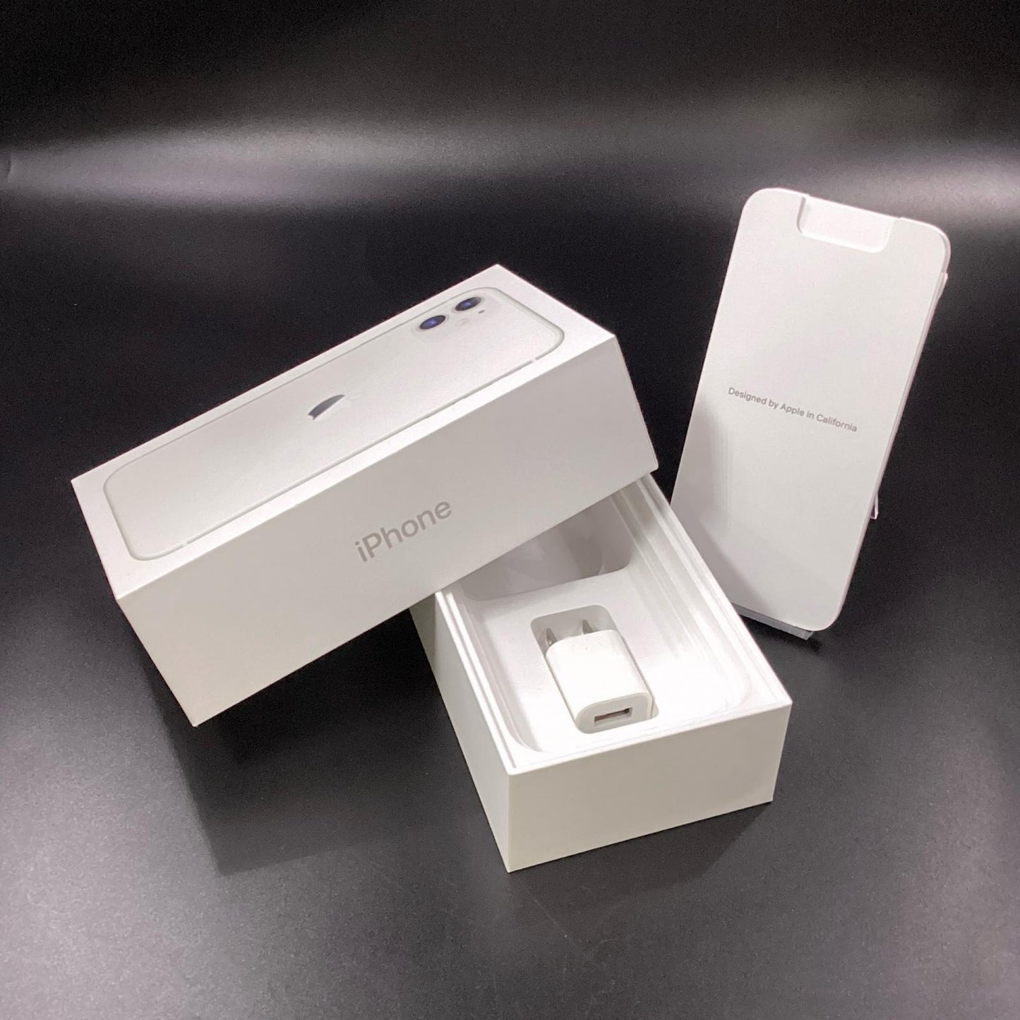 【全額返金保証】【最速発送】Apple iPhone iPhone 11 64GB ホワイト docomo SIMフリー 白ロム 動作確認済 75%