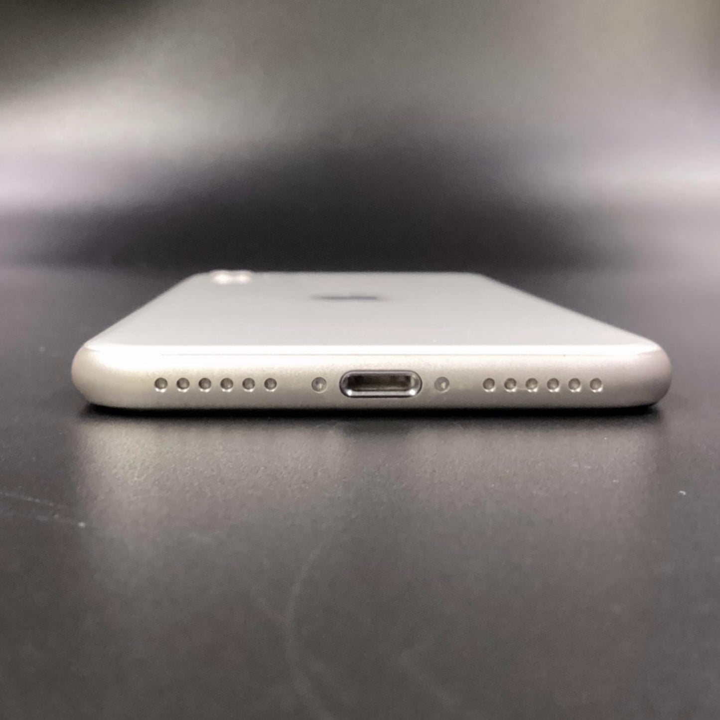 【全額返金保証】【最速発送】Apple iPhone iPhone SE(第3世代) 128GB スターライト SIMフリー 白ロム 超美品 動作確認済 99%
