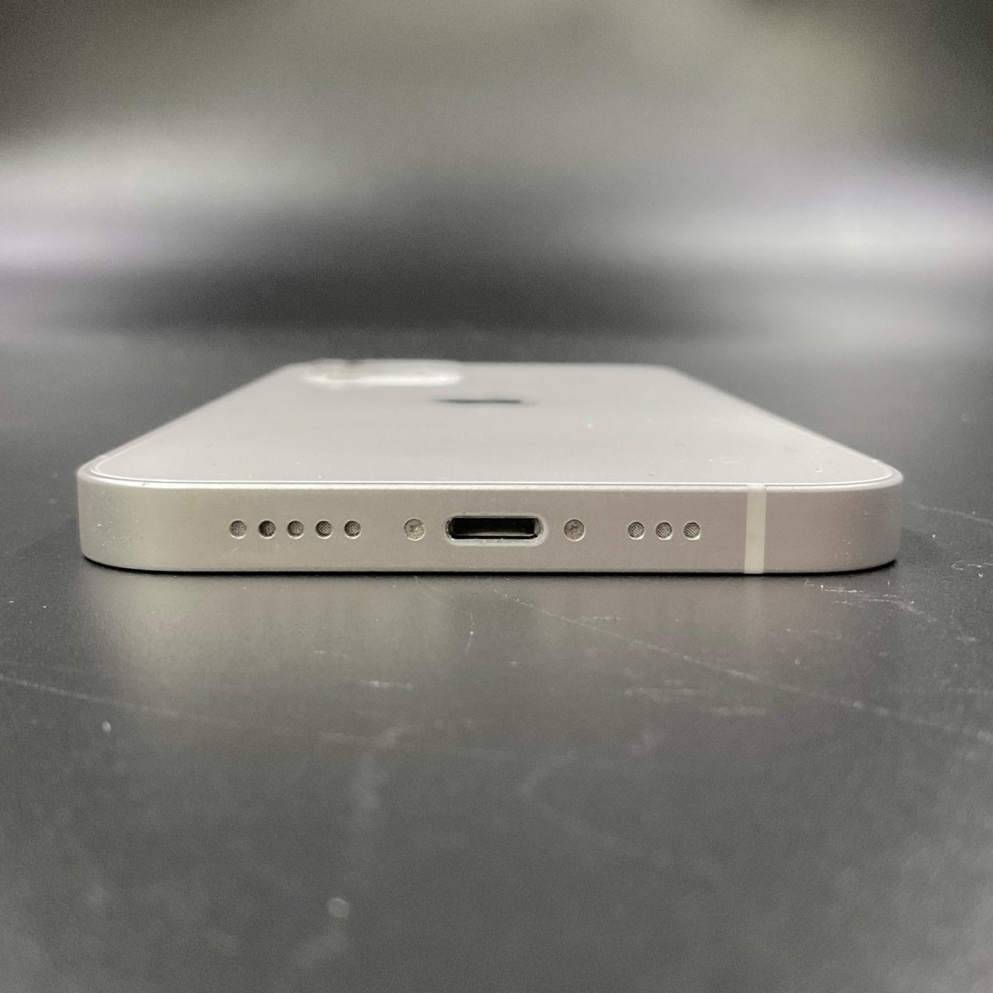 【全額返金保証】【最速発送】Apple iPhone iPhone 12 256GB ホワイト docomo SIMフリー 白ロム 動作確認済 79%