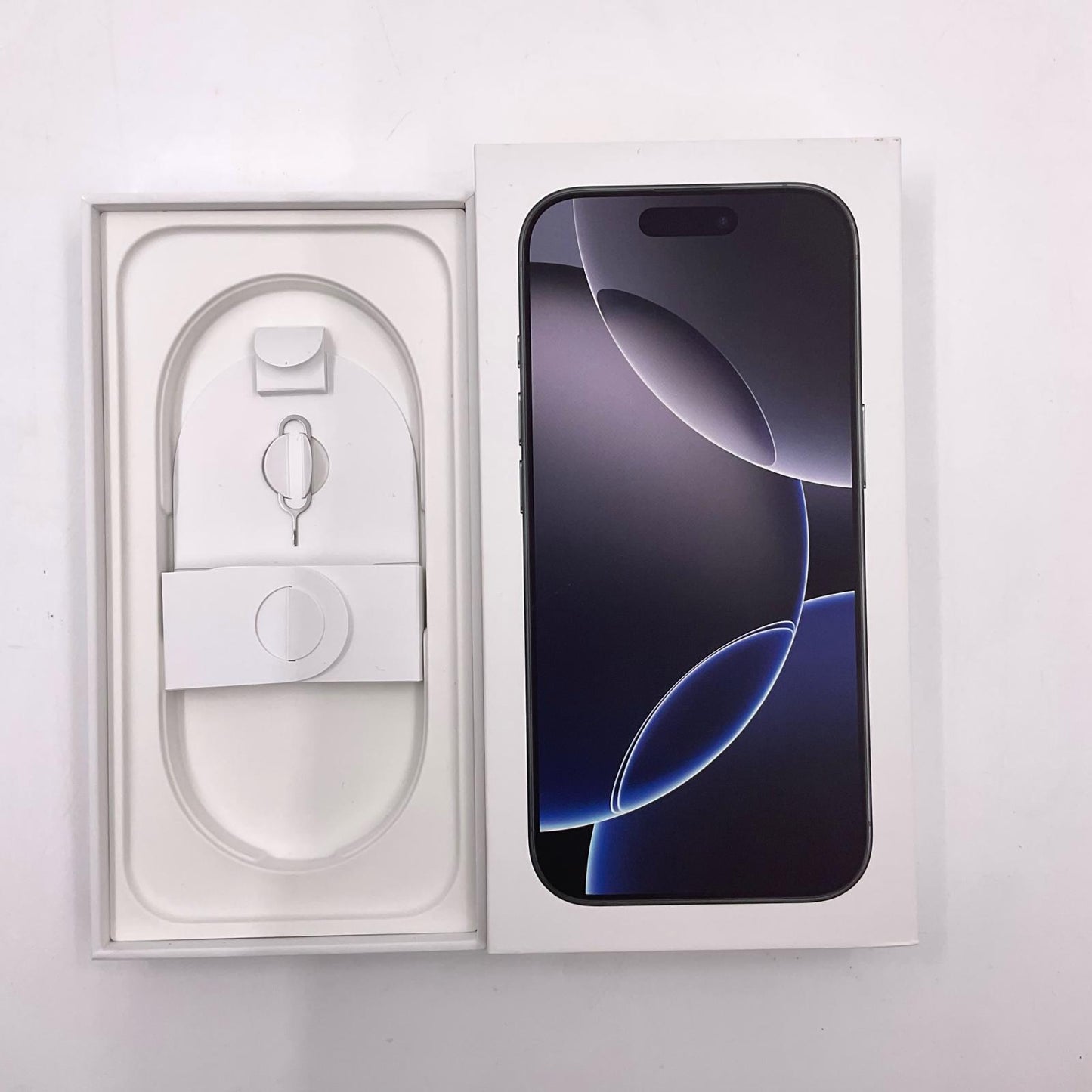 【全額返金保証】【最速発送】Apple iPhone iPhone 16 Pro 128GB ブラックチタニウム SIMフリー 白ロム 超美品 動作確認済 100%