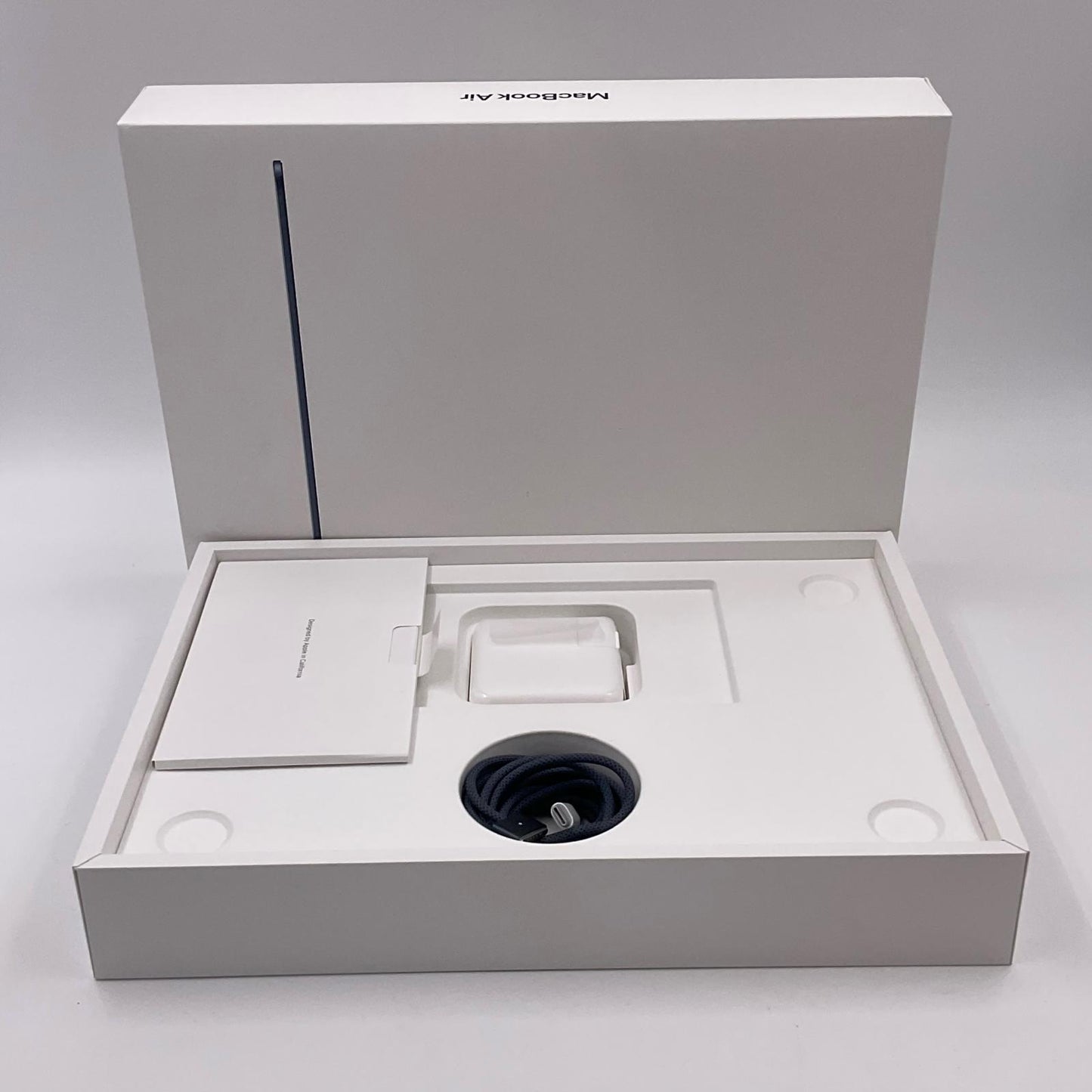 【全額返金保証】【最速発送】Apple MacBook Air 13インチ 2022 Apple M2 16GB SSD 512GB スペースグレイ 100% 美品 動作確認済