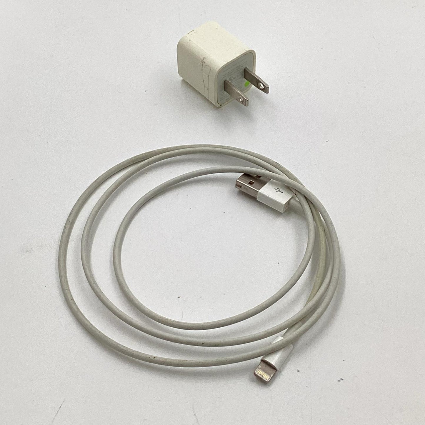 【全額返金保証】【最速発送】Apple iPhone iPhone 12 64GB ホワイト docomo 白ロム 動作確認済 80%
