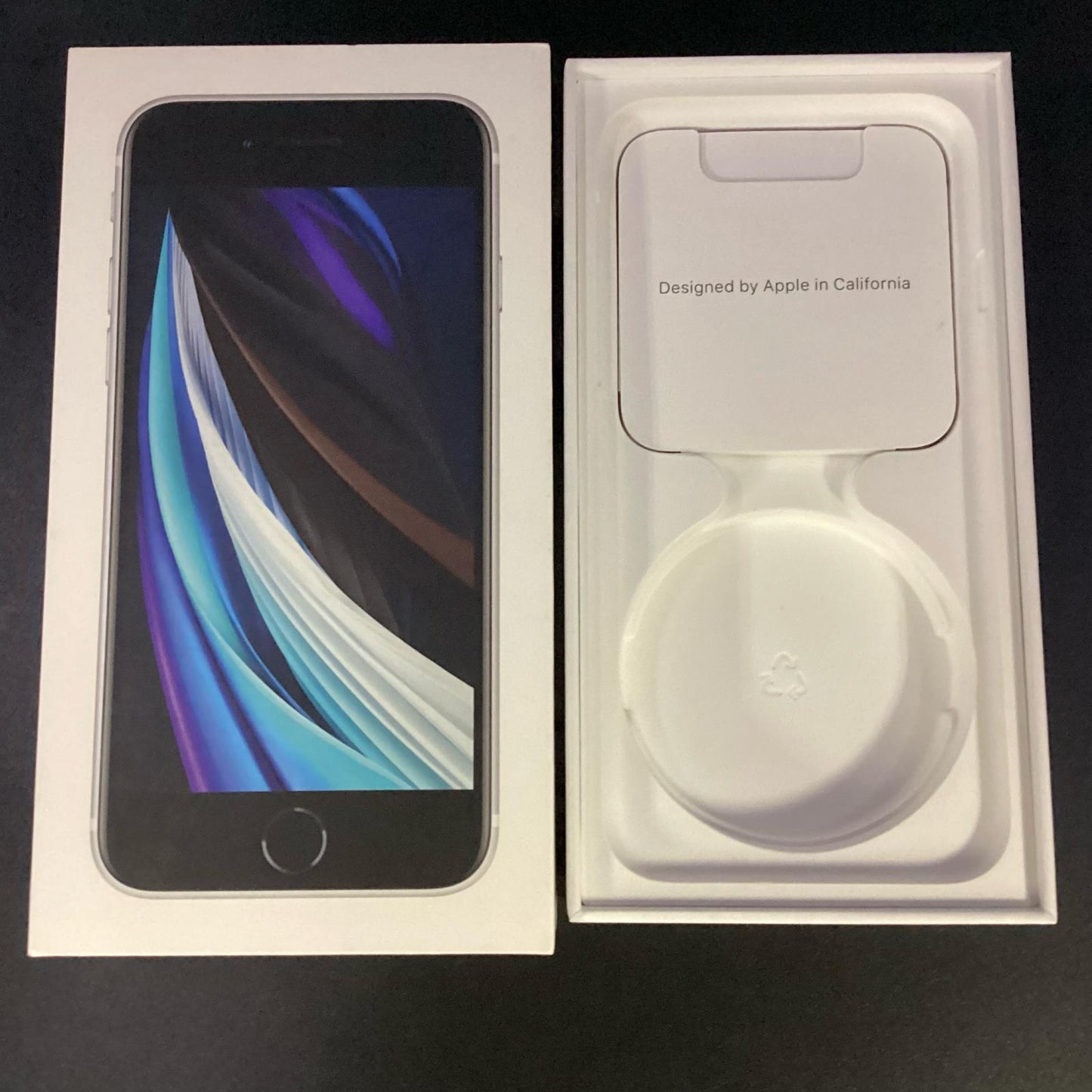 【全額返金保証】【最速発送】Apple iPhone iPhone SE(第2世代) 64GB ホワイト Softbank 白ロム 超美品 動作確認済 97%