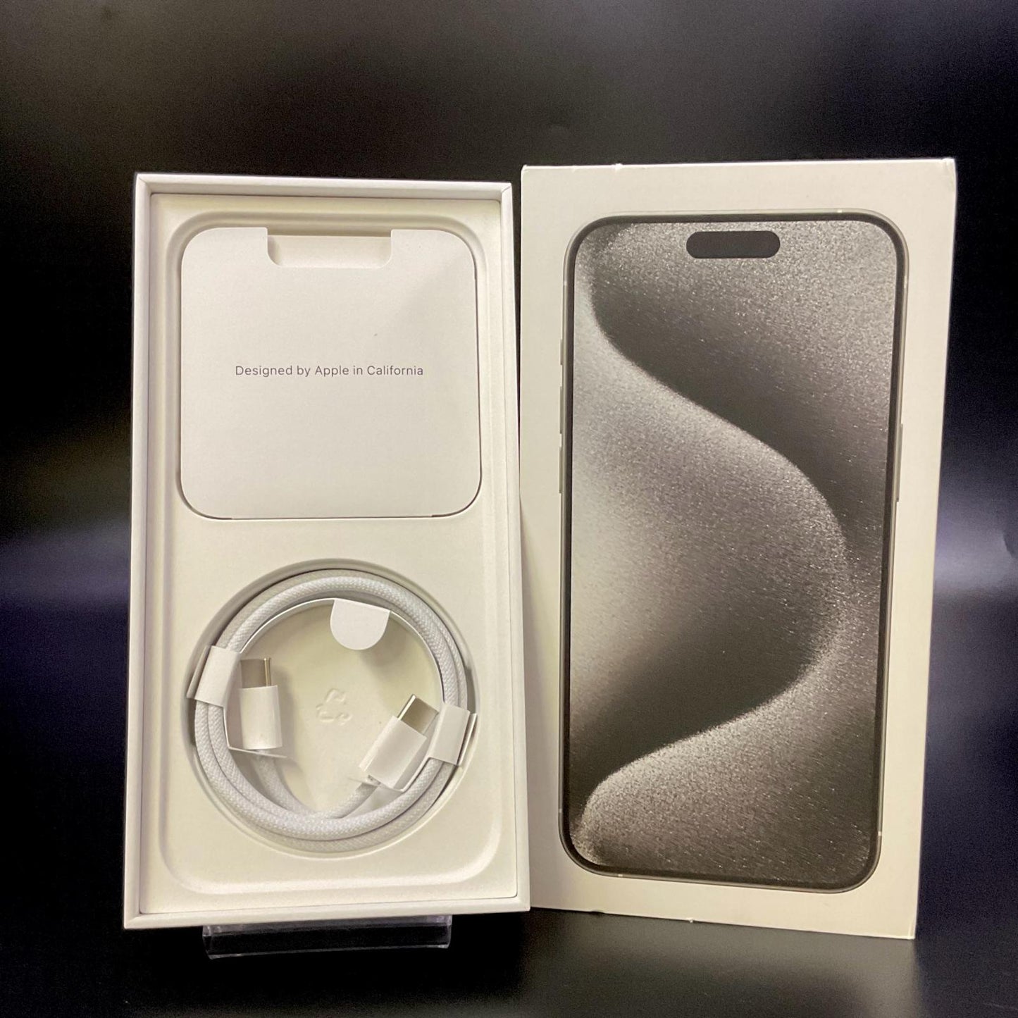 【全額返金保証】【最速発送】Apple iPhone iPhone 15 Pro Max 256GB ホワイトチタニウム SIMフリー 白ロム 美品 動作確認済 87%