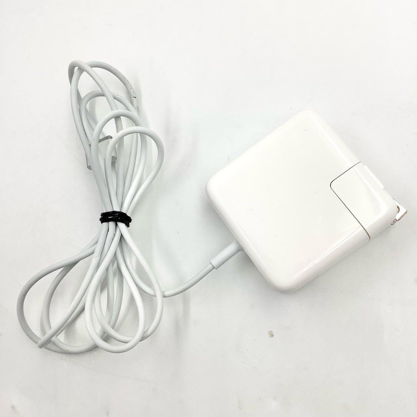【全額返金保証】【最速発送】Apple MacBook Air 13.3インチ 2017 1.8GHz デュアルコア Intel Core i5 8GB SSD 256GB シルバー 動作確認済