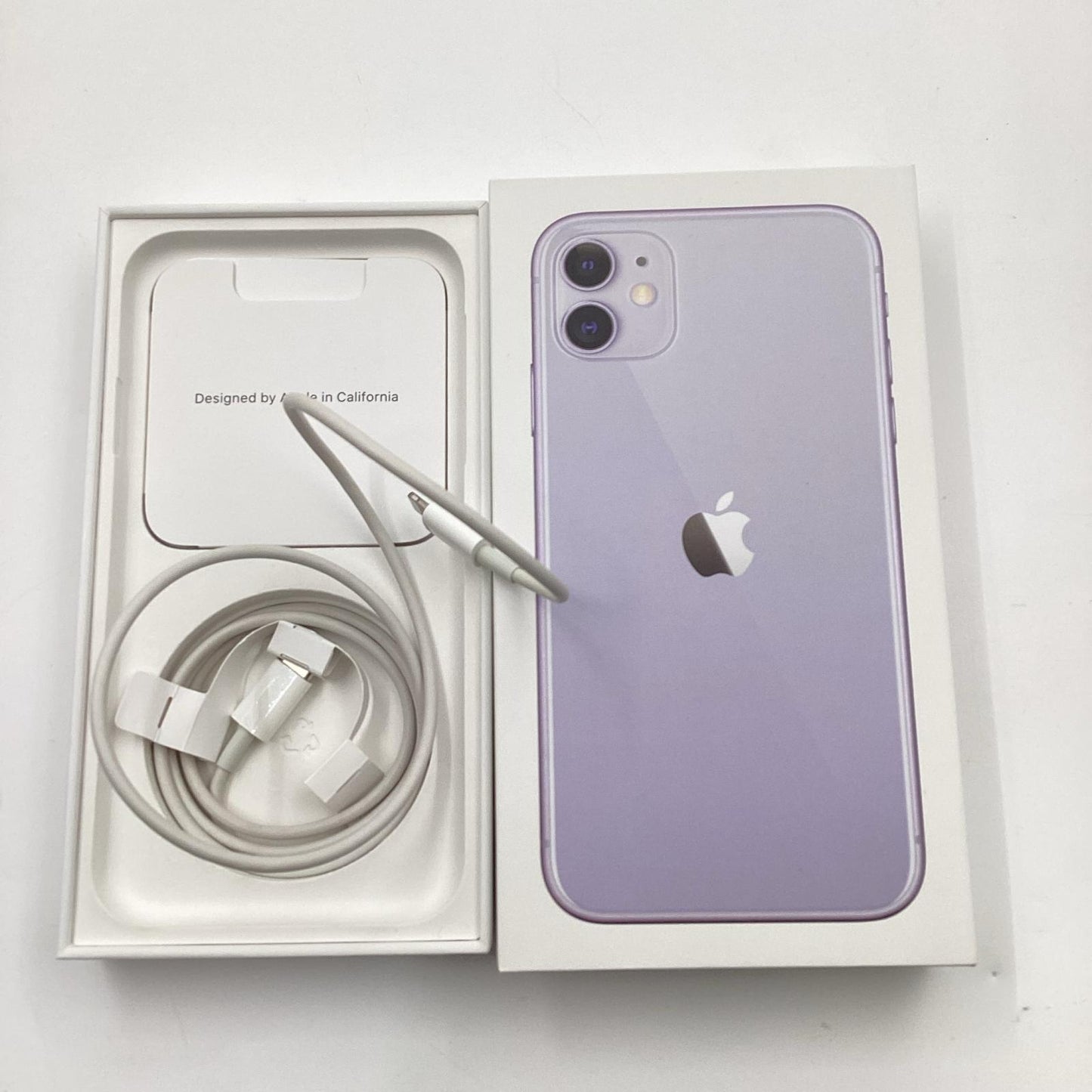 【全額返金保証】【最速発送】Apple iPhone iPhone 11 128GB パープル docomo 白ロム 動作確認済 78%