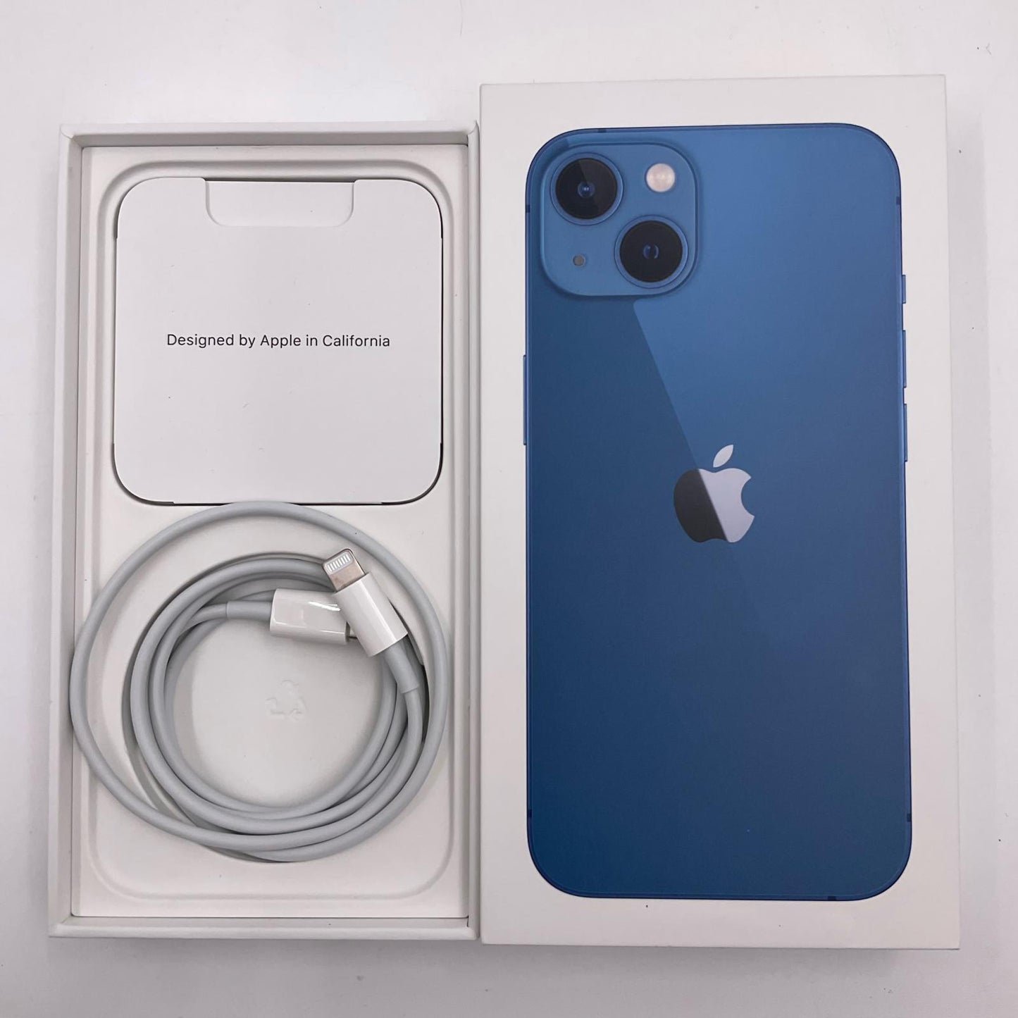 【最速発送】Apple iPhone iPhone 13 128GB ブルー docomo SIMフリー 白ロム【難有】 80%