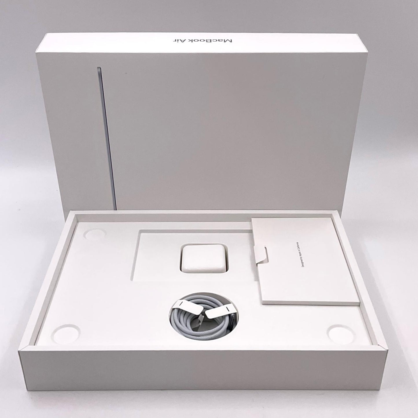 【全額返金保証】【最速発送】Apple MacBook Air Air 13インチ 2025 Apple M4 24GB SSD 512GB スカイブルー 100% 美品 動作確認済