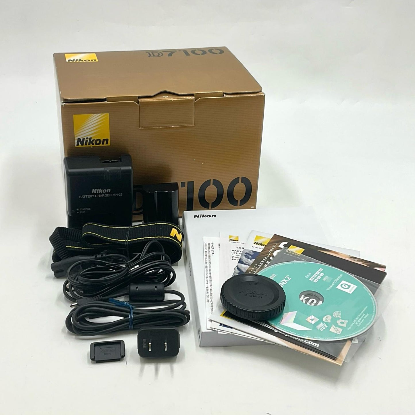 【全額返金保証】【最速発送】Nikon デジタル一眼 D7100 ボディ ブラック 美品 動作確認済