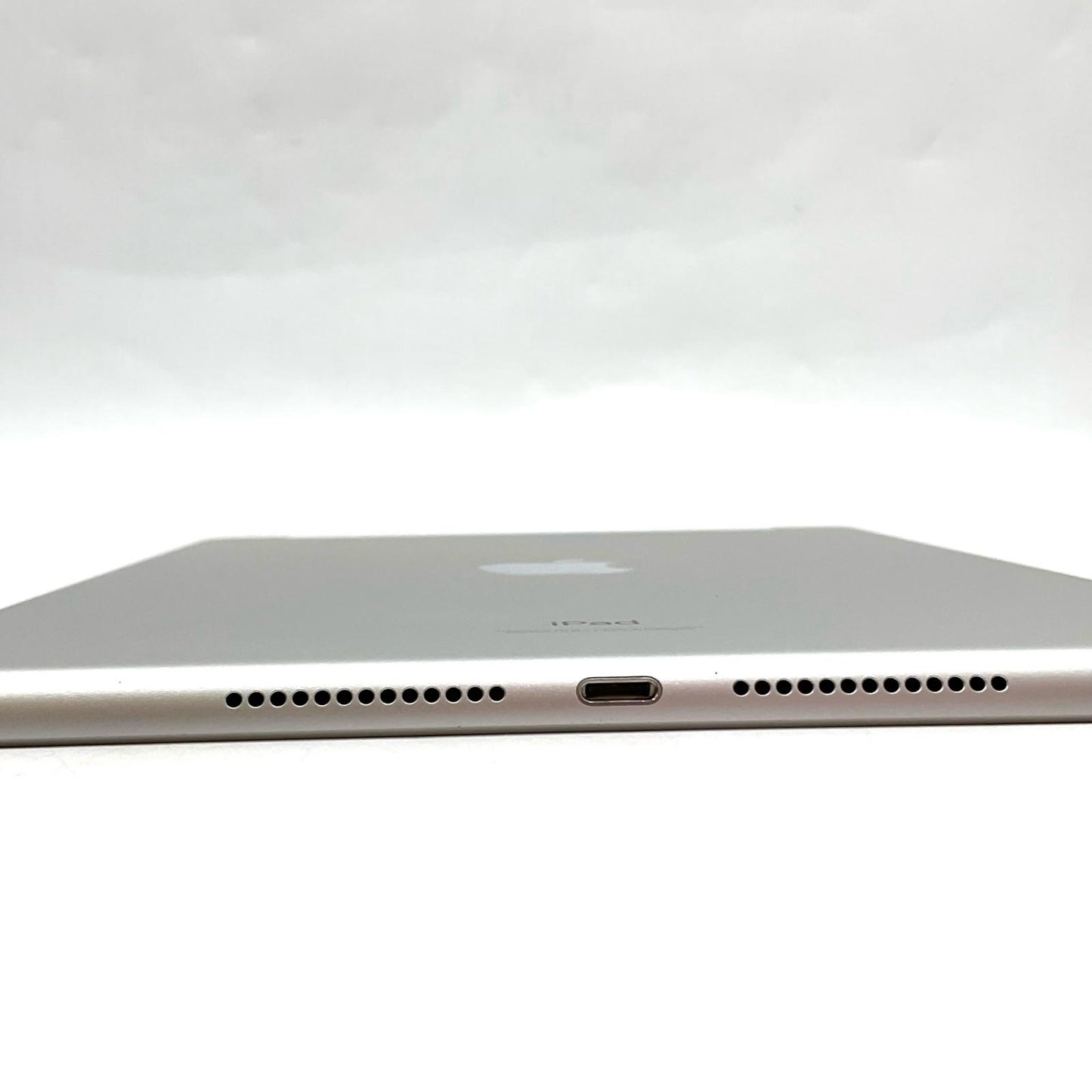 【全額返金保証】【最速発送】Apple iPad iPad MK493J/A 10.2インチ 第9世代 64GB シルバー WiFi+Cellular au 白ロム 美品 動作確認済