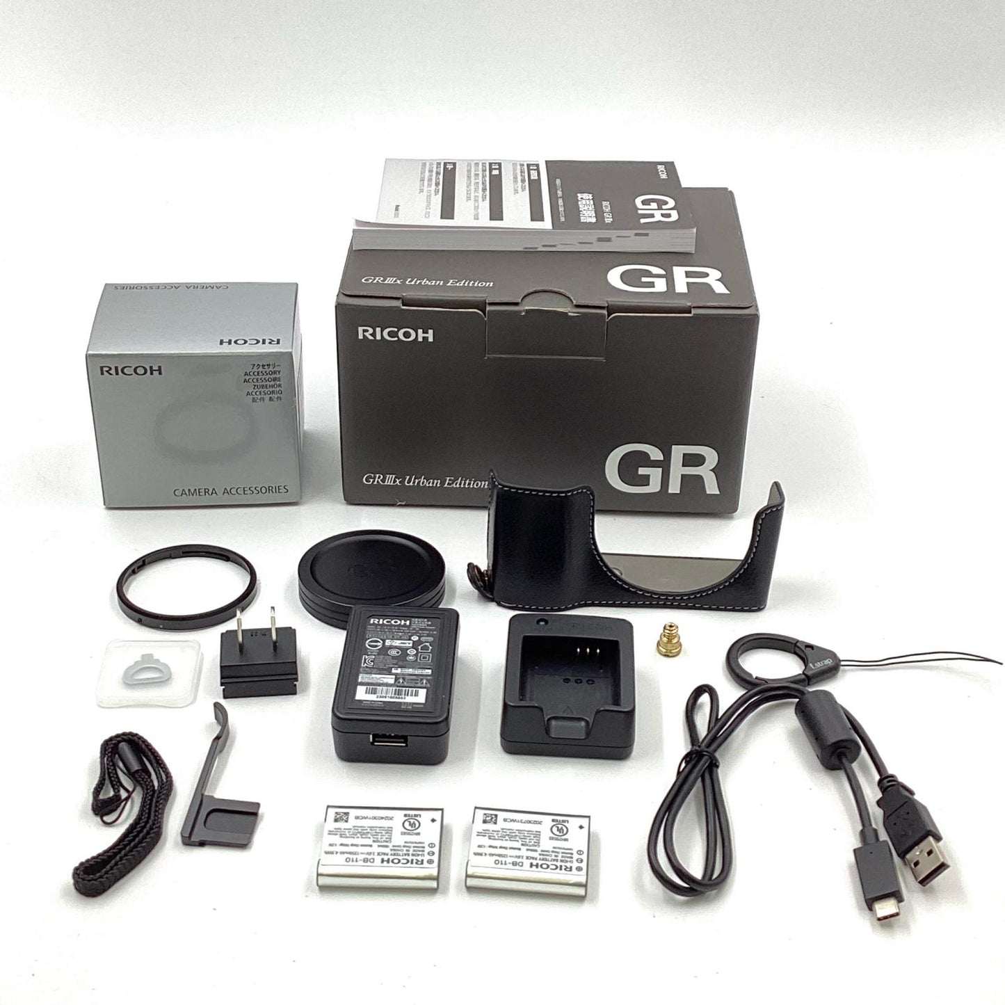【全額返金保証】【最速発送】RICOH コンパクトデジタルカメラ GR IIIx 超美品 動作確認済