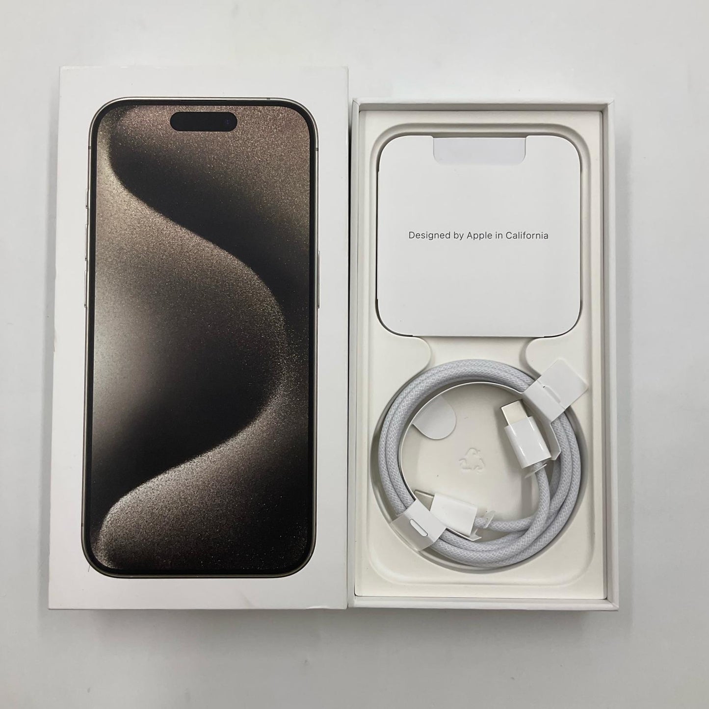 【全額返金保証】【最速発送】Apple iPhone iPhone 15 Pro 256GB ナチュラルチタニウム SIMフリー 白ロム 動作確認済 87%