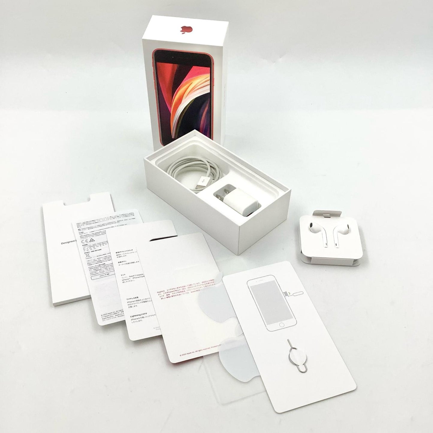 【全額返金保証】【最速発送】Apple iPhone iPhone SE(第2世代) 256GB (PRODUCT)RED docomo 白ロム 美品 動作確認済 87%