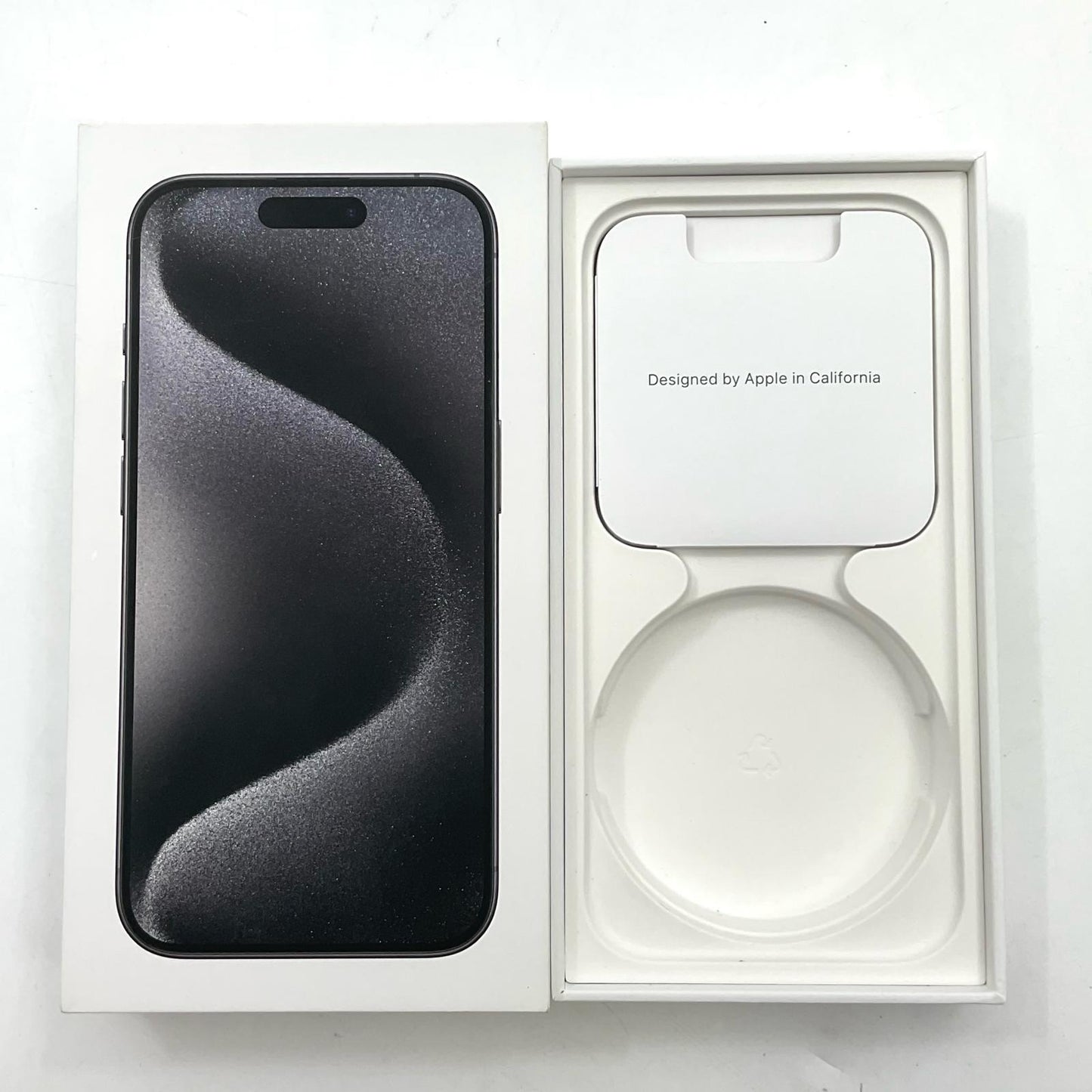 【全額返金保証】【最速発送】Apple iPhone iPhone 15 Pro 256GB ブラックチタニウム 楽天モバイル SIMフリー 白ロム 美品 動作確認済 87%