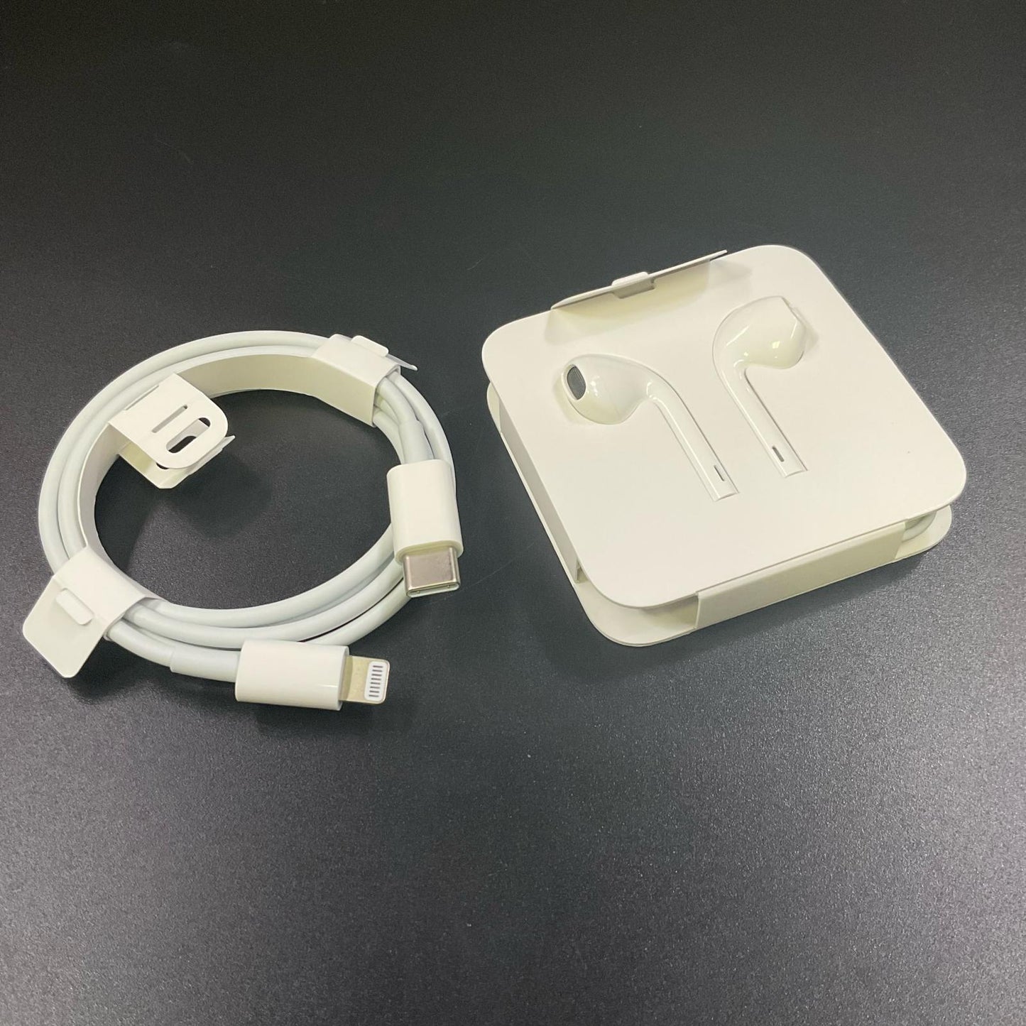【全額返金保証】【最速発送】Apple iPhone iPhone 13 mini 128GB スターライト Softbank 白ロム 動作確認済 85%