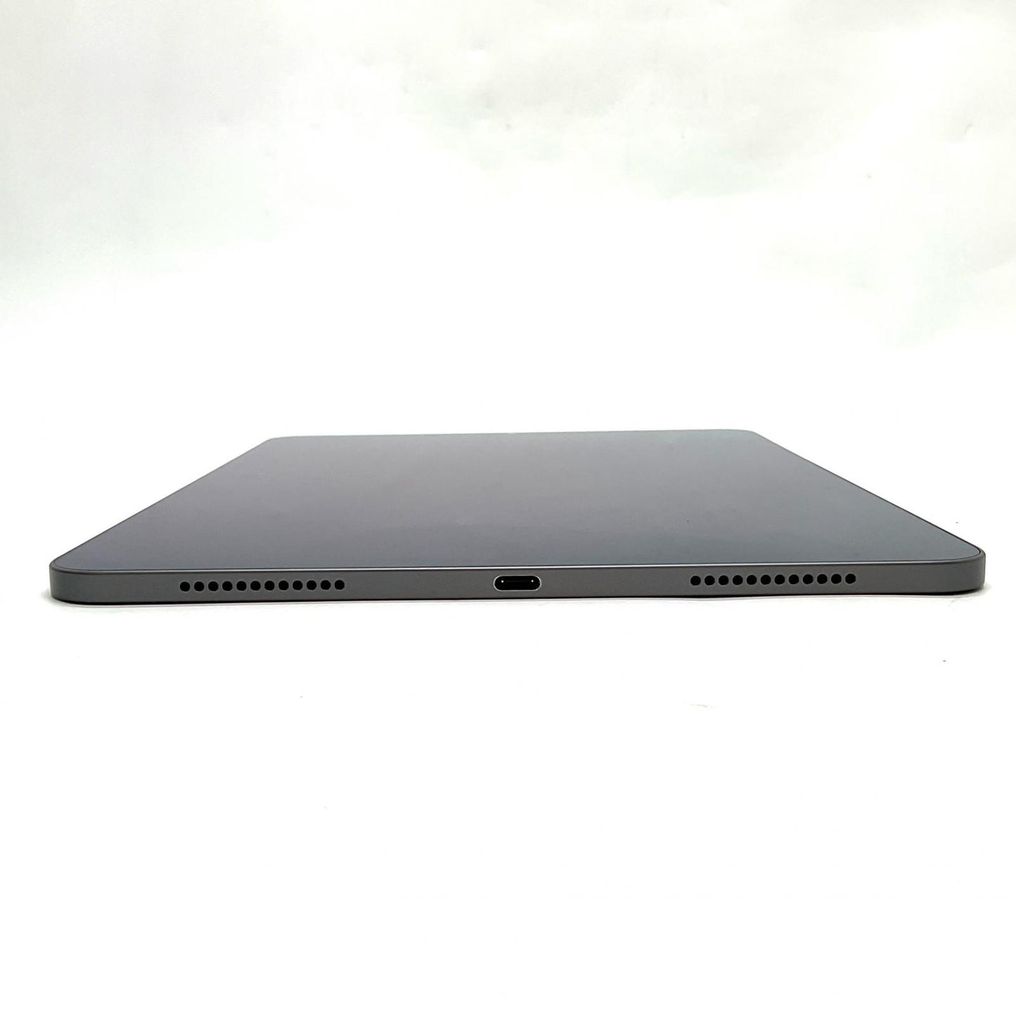 【全額返金保証】【最速発送】Apple iPad Air 10.9インチ 第5世代 256GB スペースグレイ Wi-Fi 美品 動作確認済