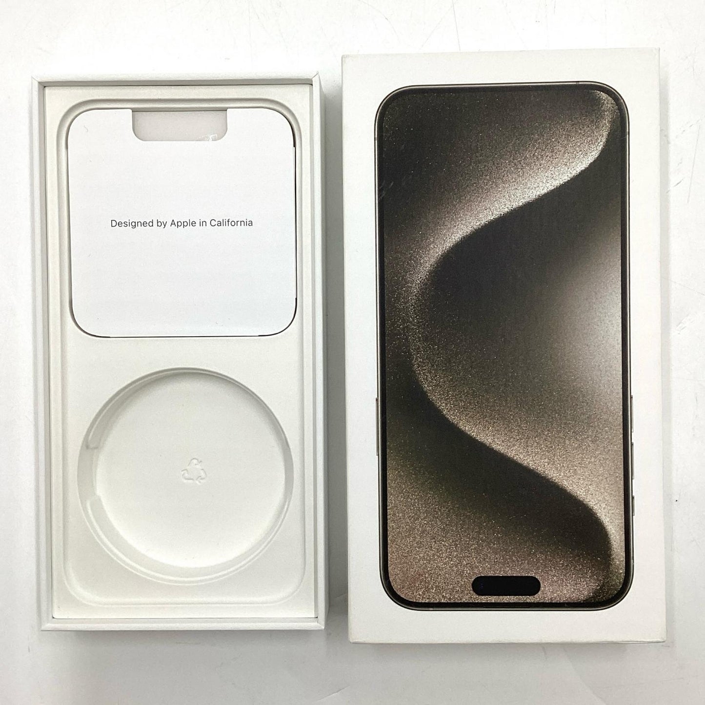 【全額返金保証】【最速発送】Apple iPhone iPhone 15 Pro Max 256GB ナチュラルチタニウム au 動作確認済 84%