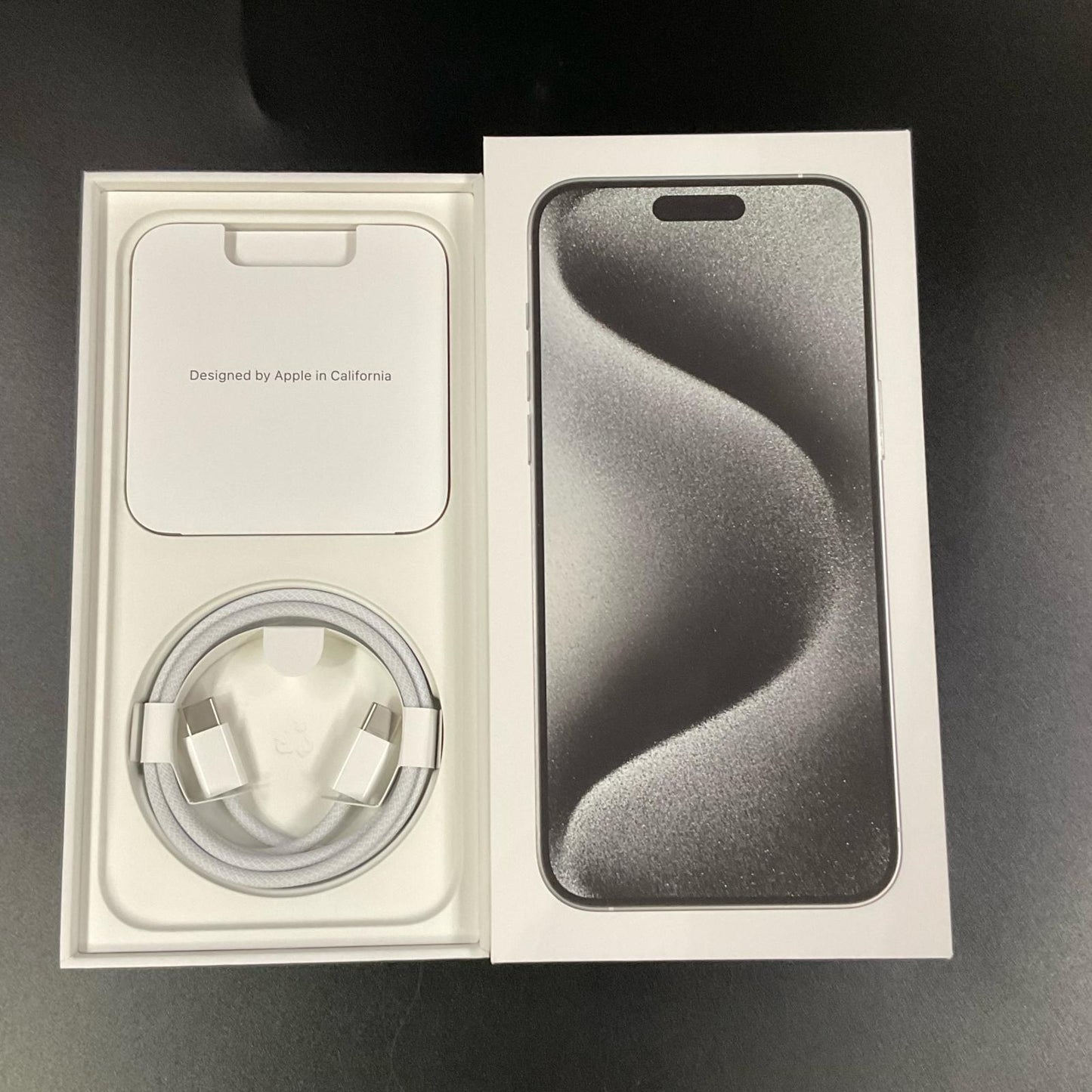 【全額返金保証】【最速発送】Apple iPhone iPhone 15 Pro Max 512GB ホワイトチタニウム SIMフリー 美品 動作確認済 90%