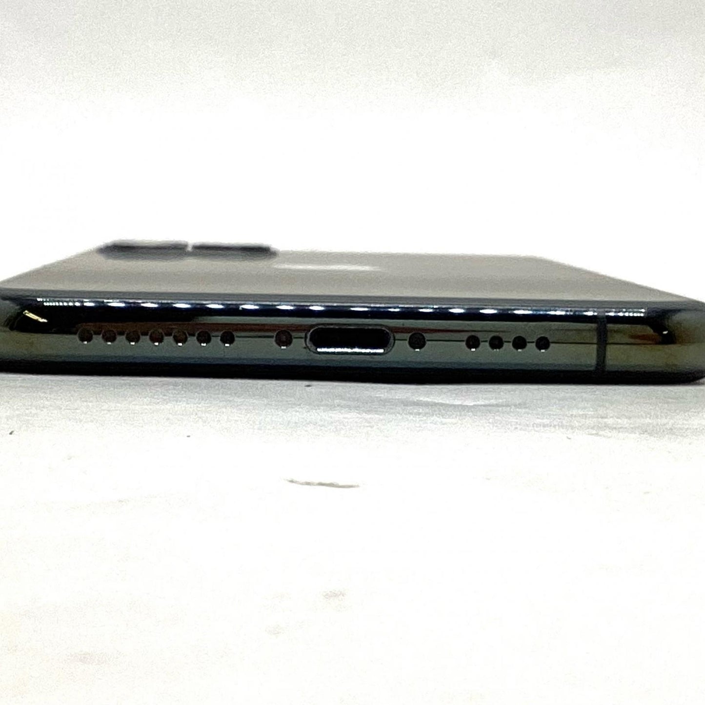 【全額返金保証】【最速発送】Apple iPhone iPhone 11 Pro Max 64GB ミッドナイトグリーン Softbank 白ロム 動作確認済 86%