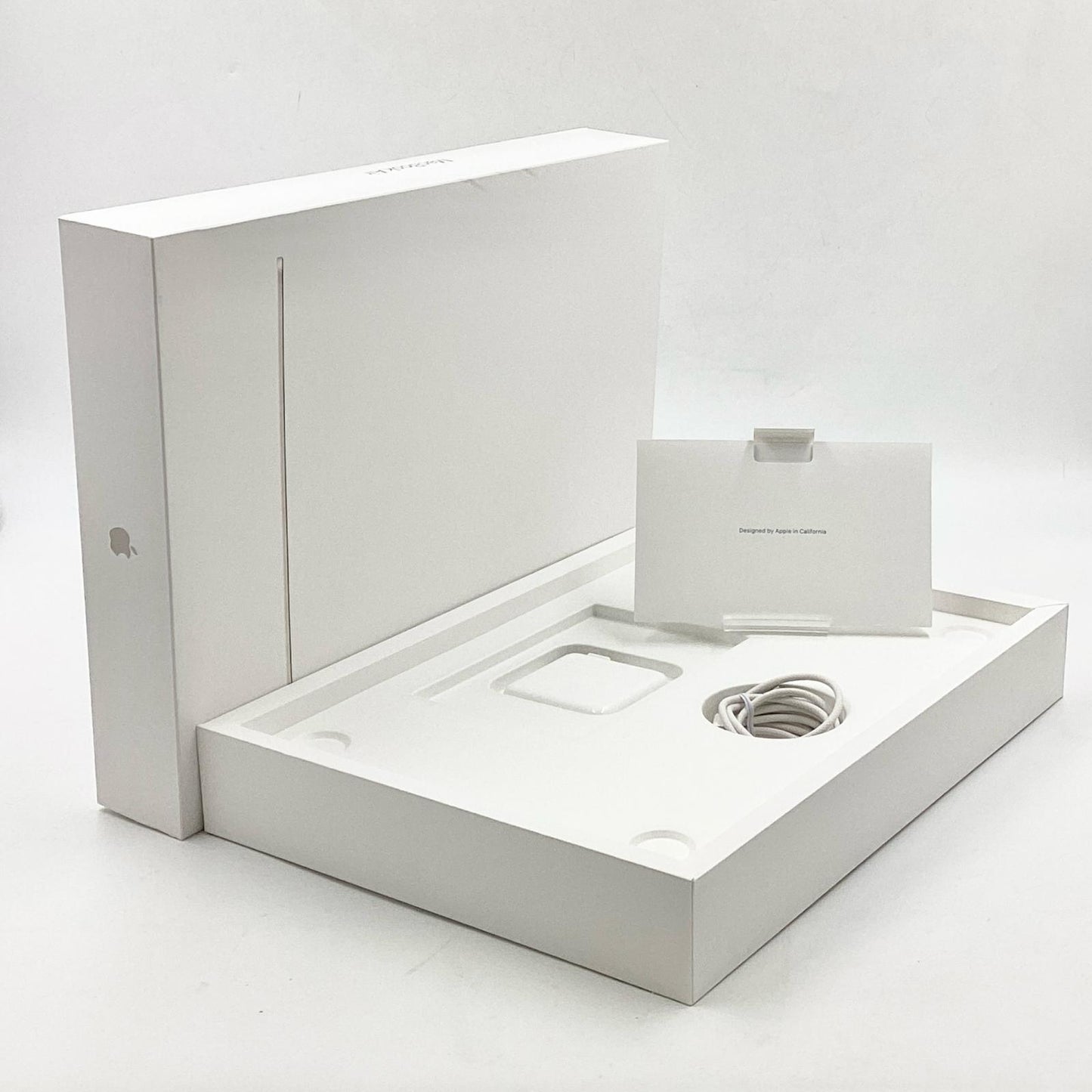 【全額返金保証】【最速発送】Apple MacBook Air 15.3インチ 2025 Apple M4 16GB SSD 1TB スターライト 100% 美品 動作確認済
