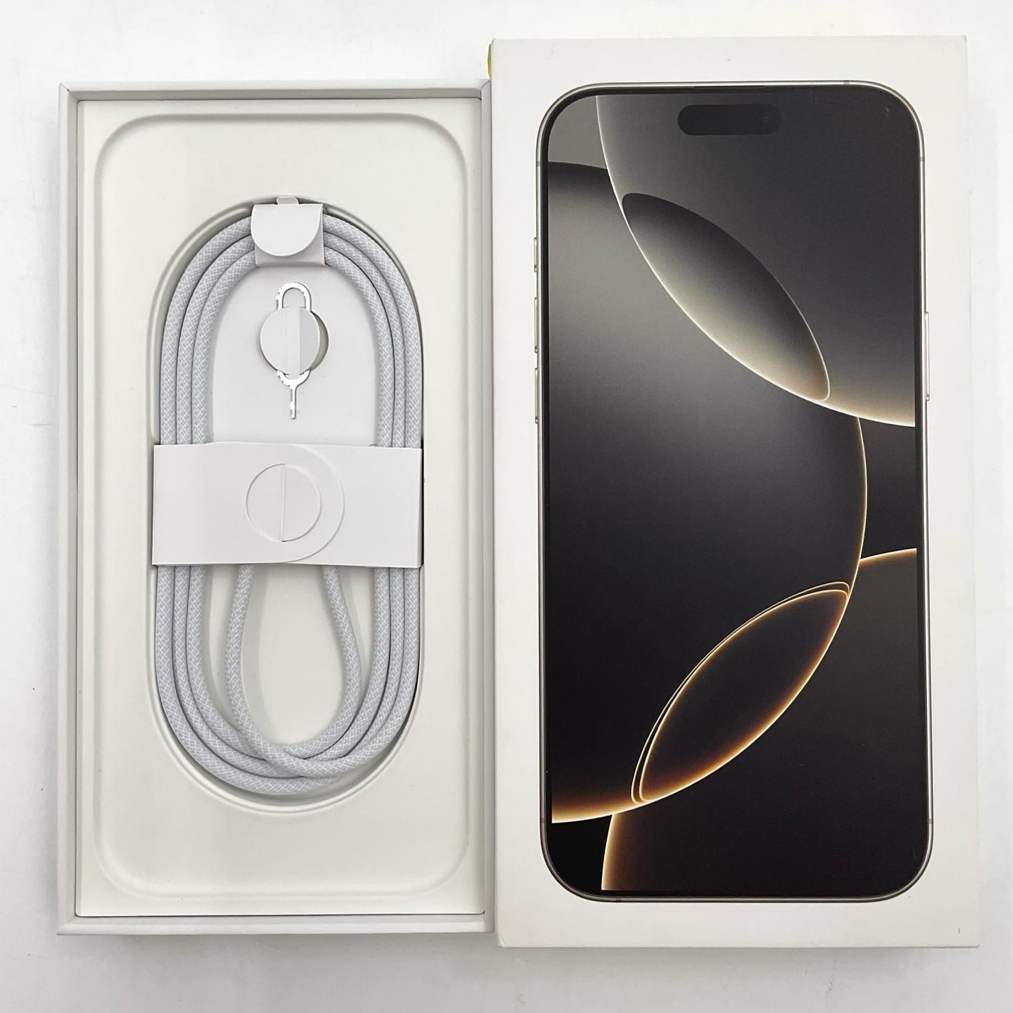 【全額返金保証】【最速発送】Apple iPhone iPhone 16 Pro Max 512GB ナチュラルチタニウム SIMフリー 白ロム 超美品 動作確認済 98%
