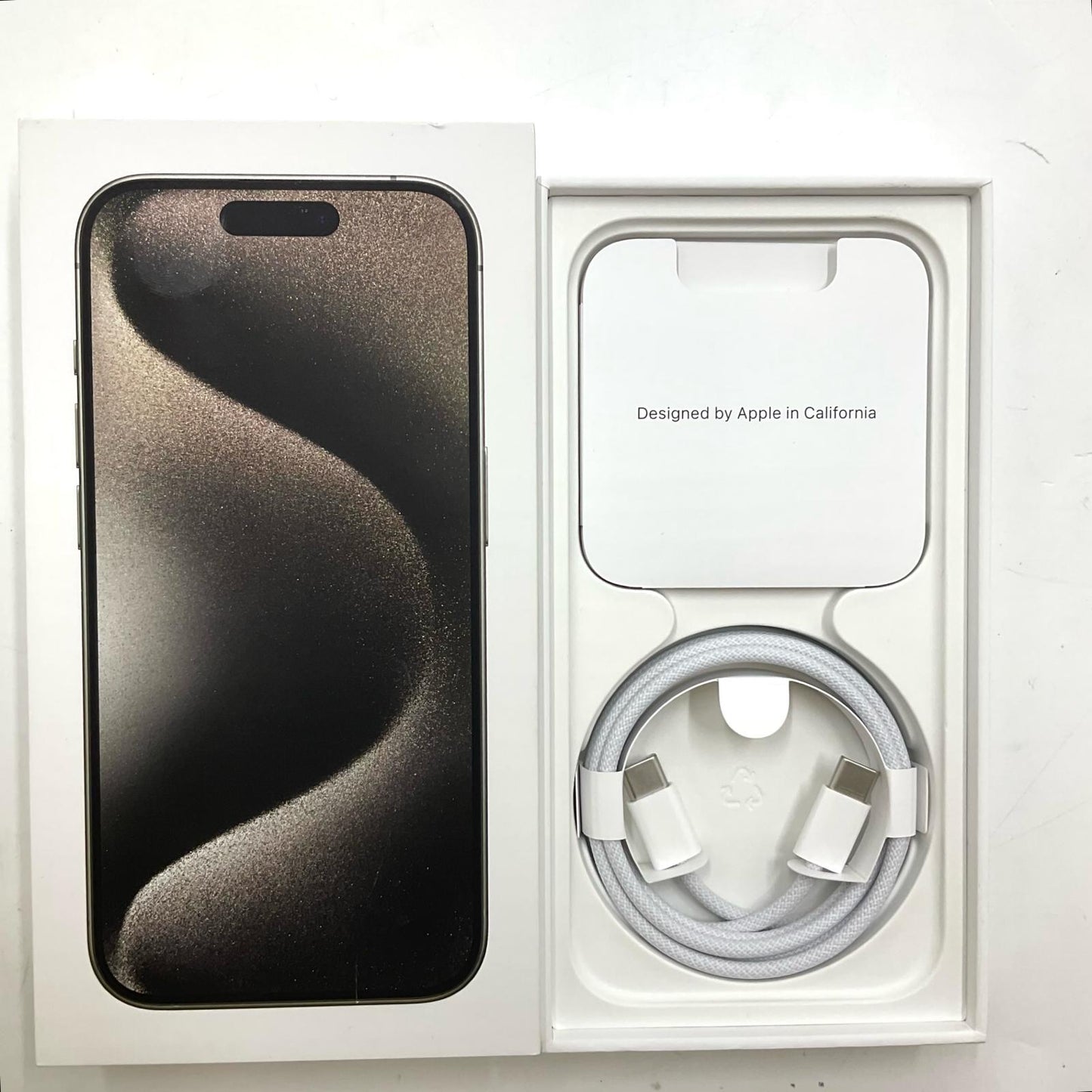 【全額返金保証】【最速発送】Apple iPhone iPhone 15 Pro 128GB ナチュラルチタニウム SIMフリー 白ロム 動作確認済 86%