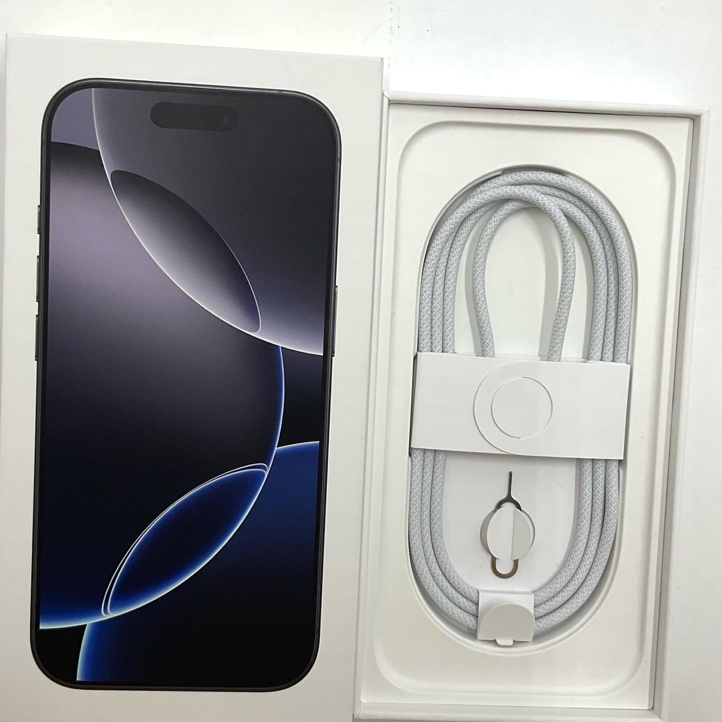 【全額返金保証】【最速発送】Apple iPhone iPhone 16 Pro 128GB ブラックチタニウム SIMフリー 白ロム 動作確認済 100%