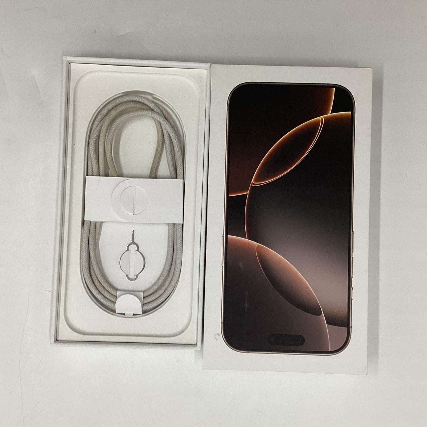 【全額返金保証】【最速発送】Apple iPhone iPhone 16 Pro 512GB デザートチタニウム Softbank SIMフリー 美品 動作確認済 91%