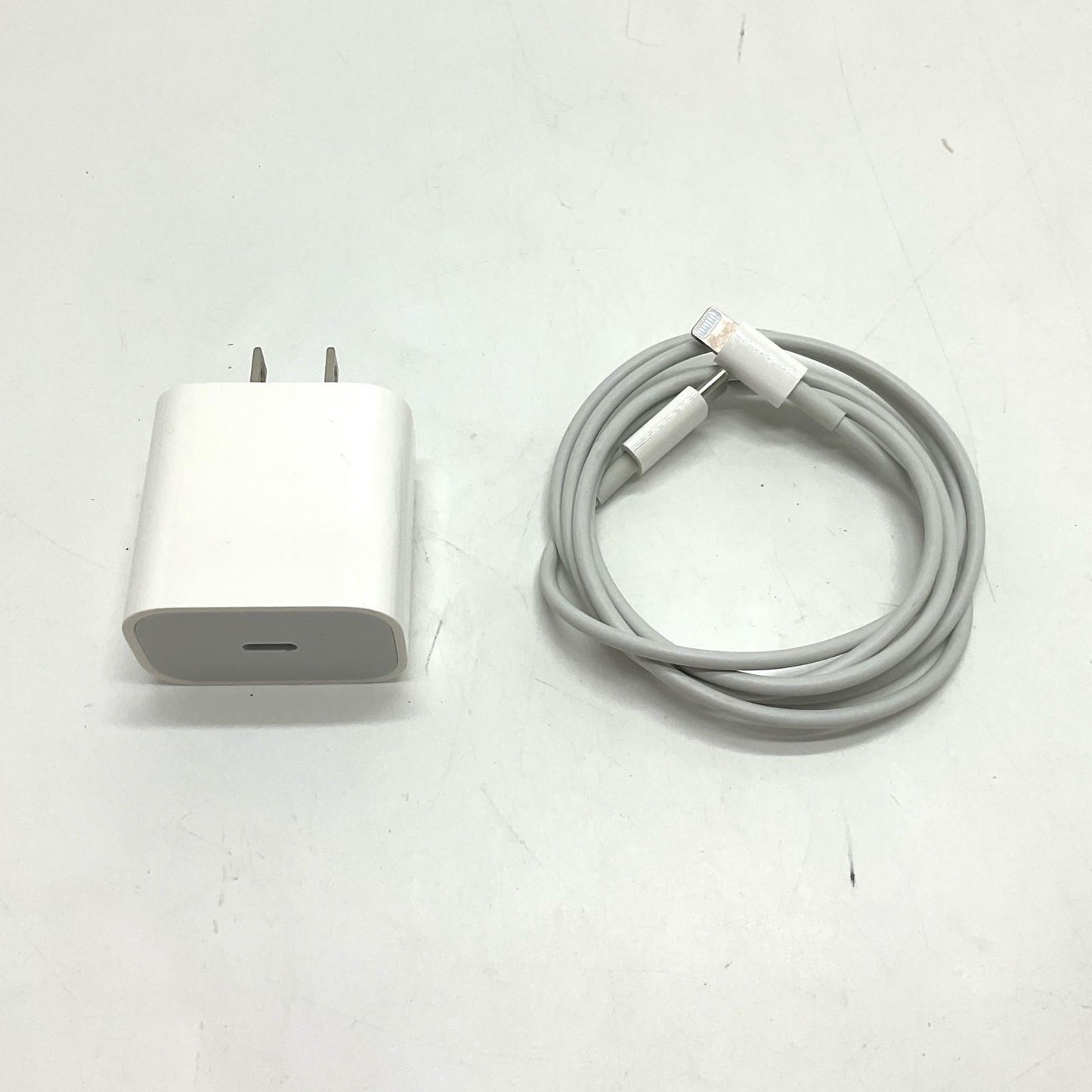 【全額返金保証】【最速発送】Apple iPad iPad 10.2インチ 第8世代 32GB ゴールド Wi-Fi 動作確認済