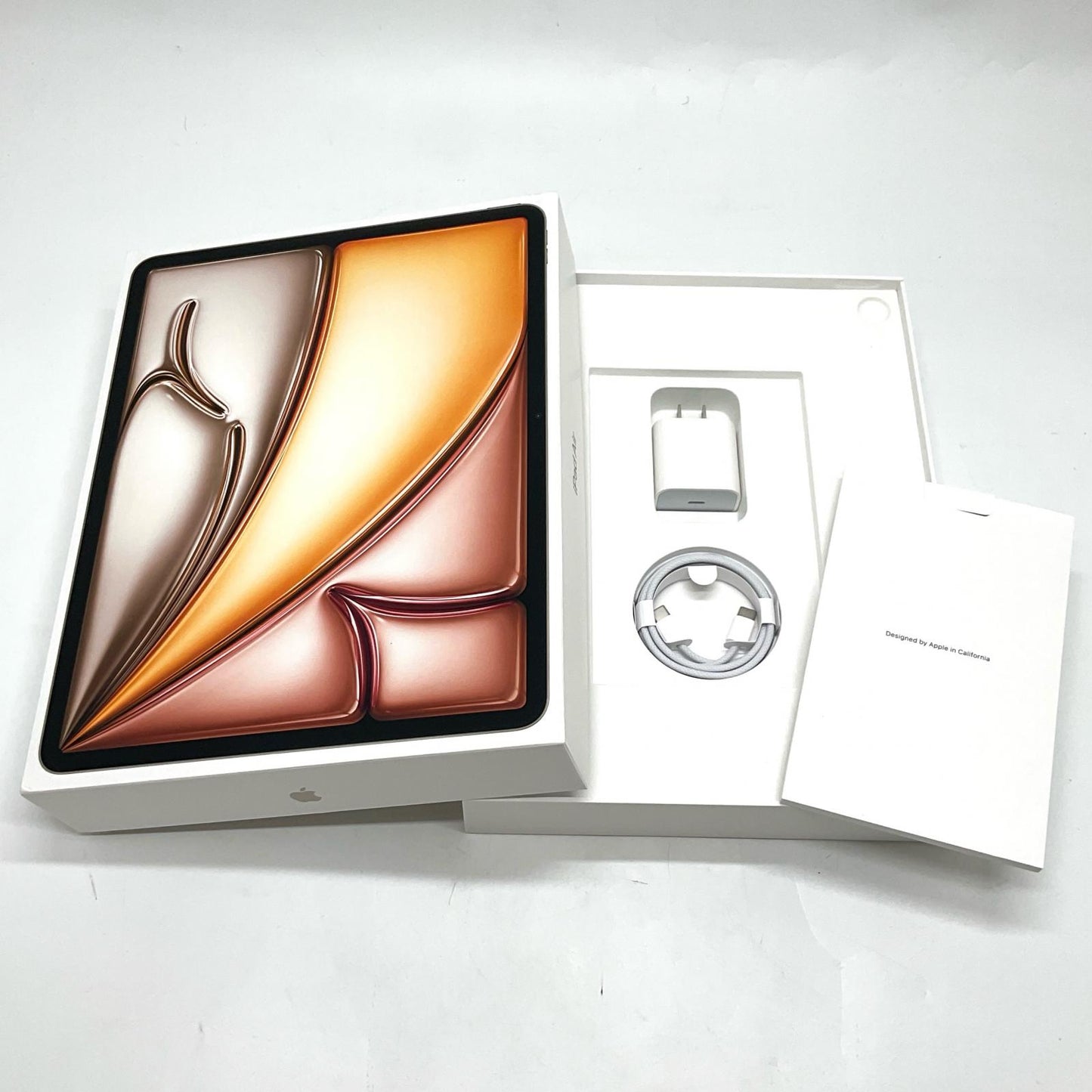 【全額返金保証】【最速発送】Apple iPad Air M3 13インチ 256GB スターライト Wi-Fi 美品 動作確認済