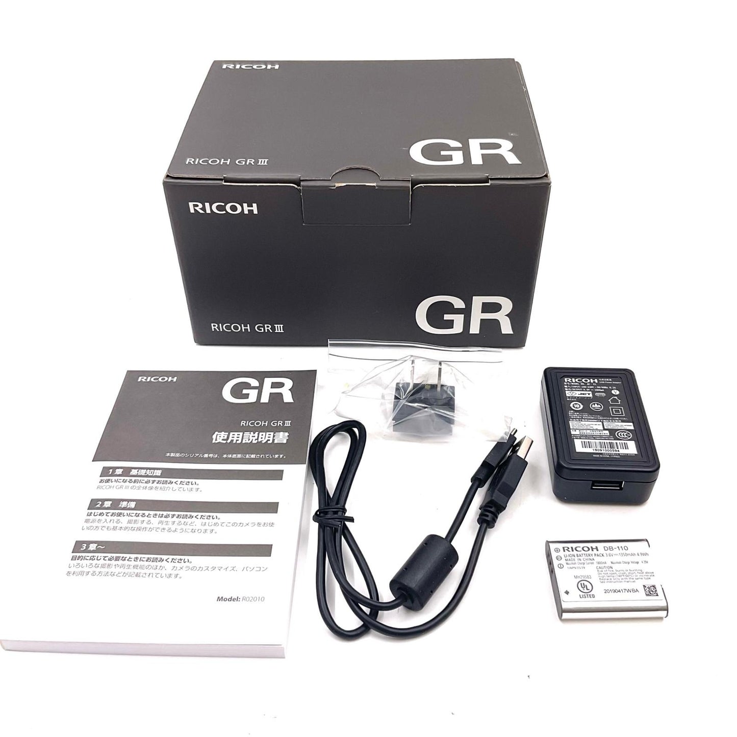 【全額返金保証】【最速発送】RICOH コンパクトデジタルカメラ GR III 動作確認済