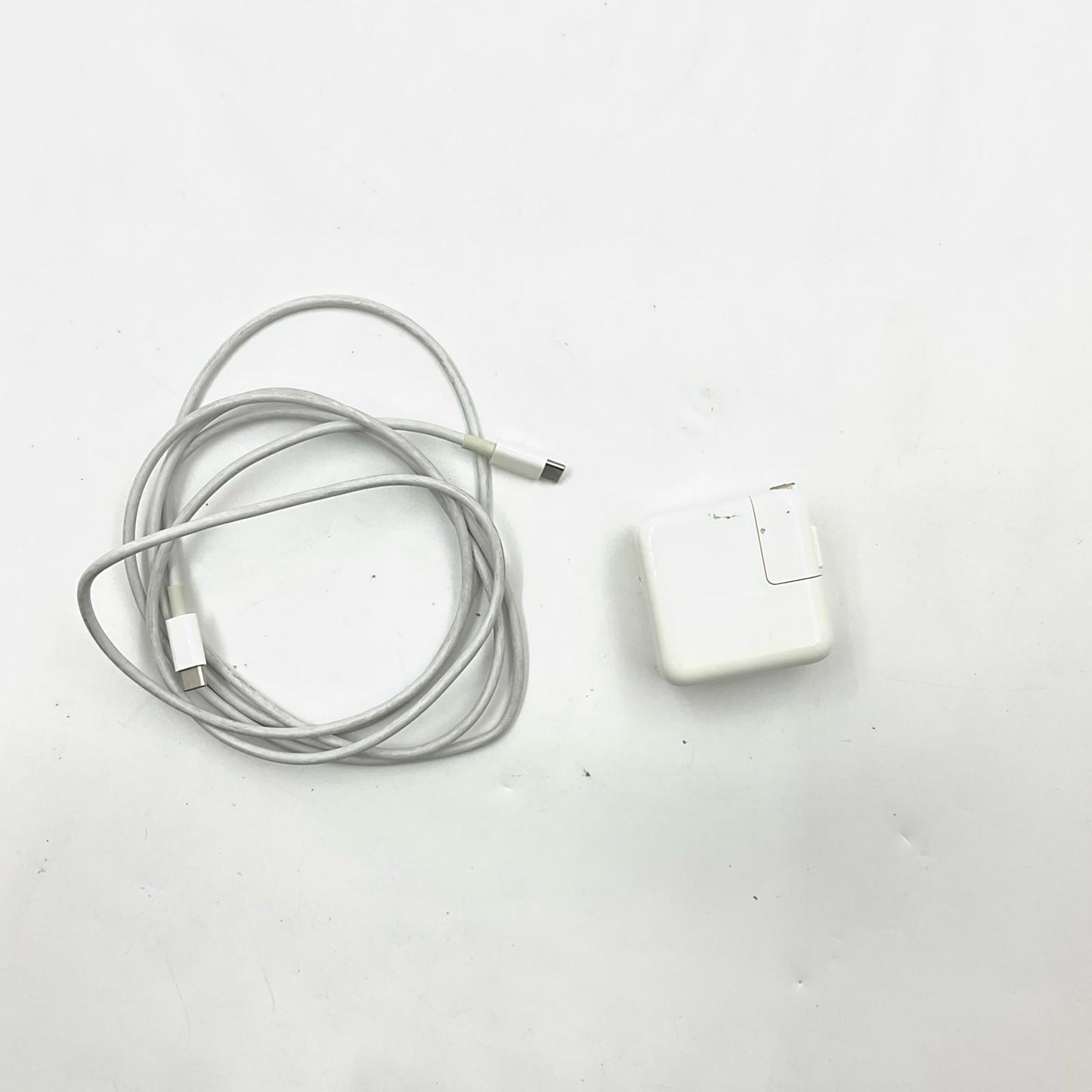 【全額返金保証】【最速発送】Apple MacBook Air 13.3インチ 2018 1.6GHz デュアルコア Intel Core i5 8GB SSD 256GB ゴールド 87.1% 動作確認済