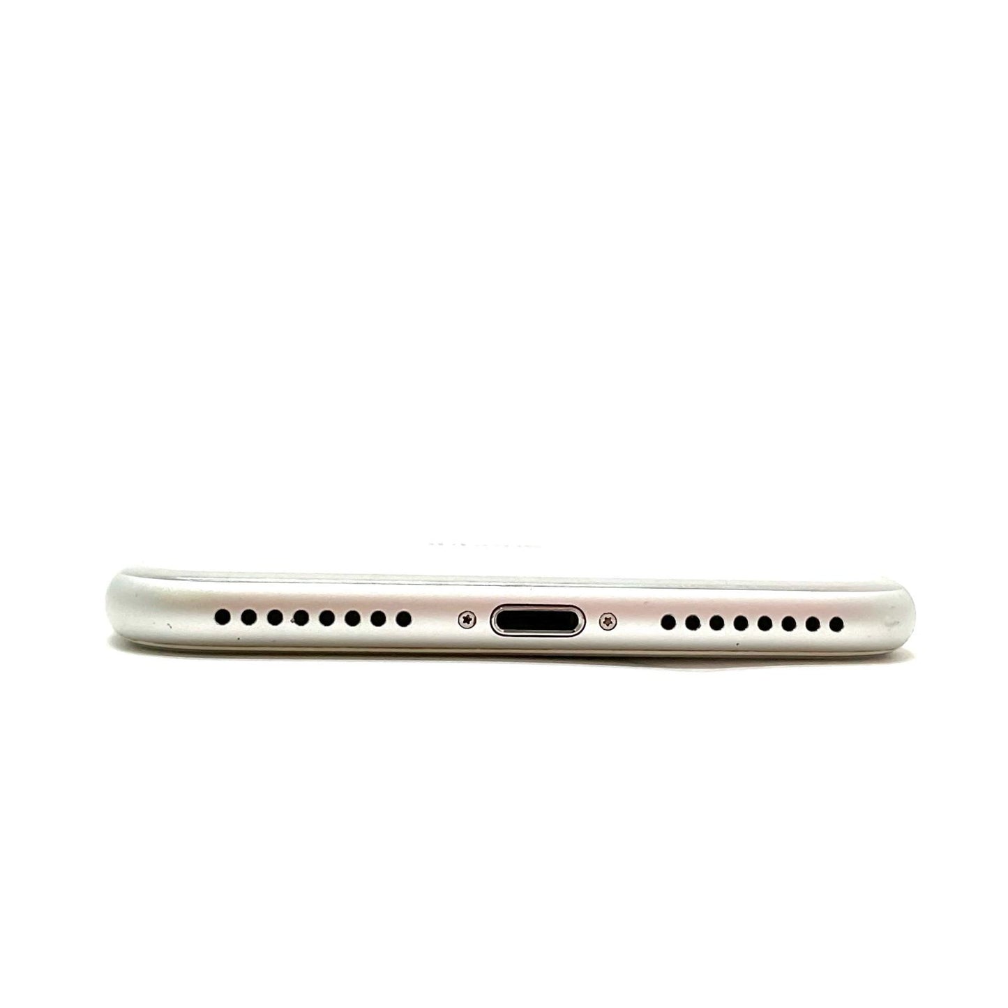 【最速発送】Apple iPhone iPhone 7 Plus 128GB シルバー docomo 白ロム【難有】 83%