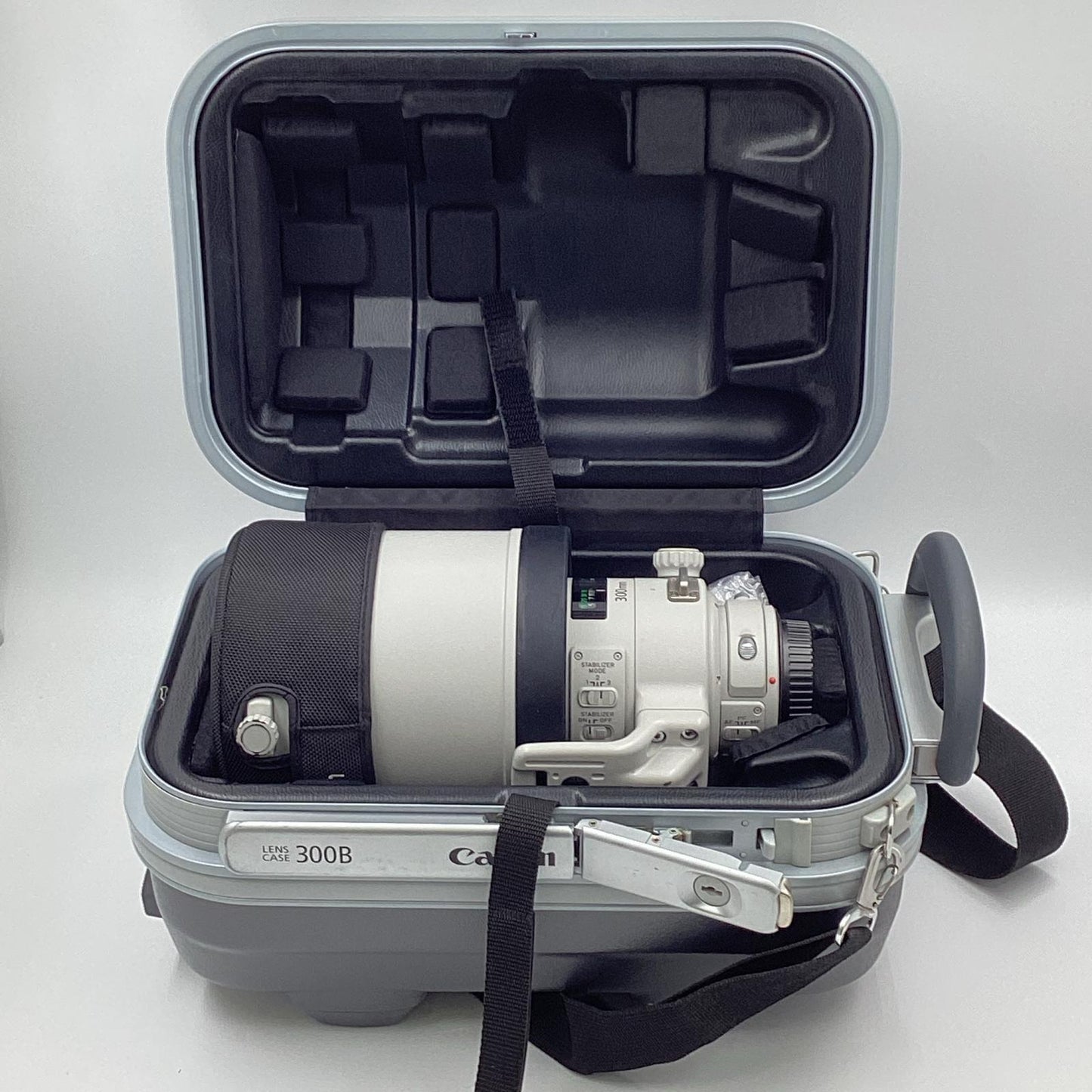 【全額返金保証】【最速発送】Canon EF300mm F2.8L IS II USM 動作確認済