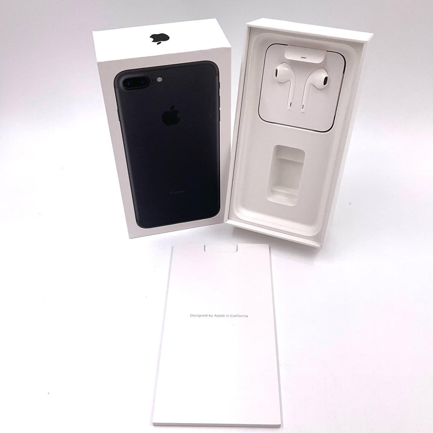 【全額返金保証】【最速発送】Apple iPhone iPhone 7 Plus 32GB ブラック docomo 白ロム 動作確認済 84%
