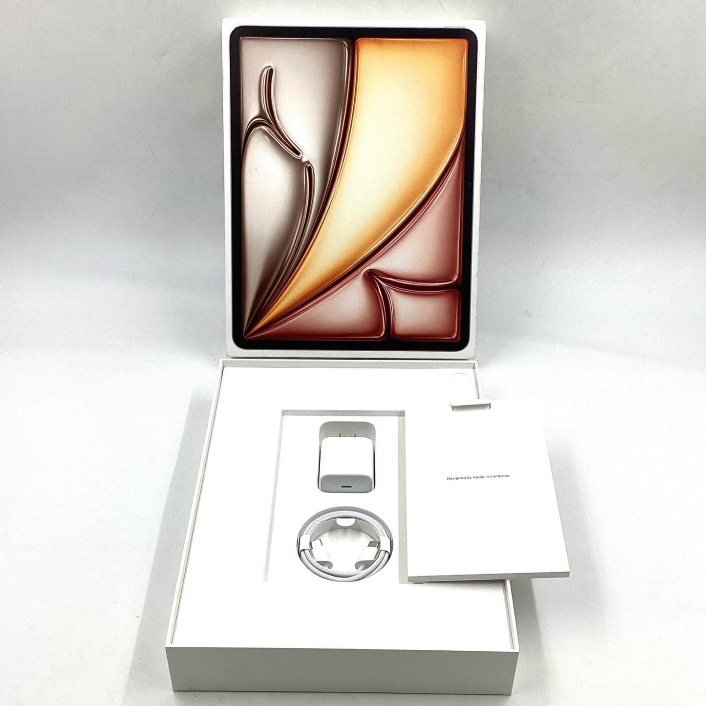 【全額返金保証】【最速発送】Apple iPad Air 13-inch(M3) 13インチ 第7世代 128GB スターライト Wi-Fi 超美品 動作確認済