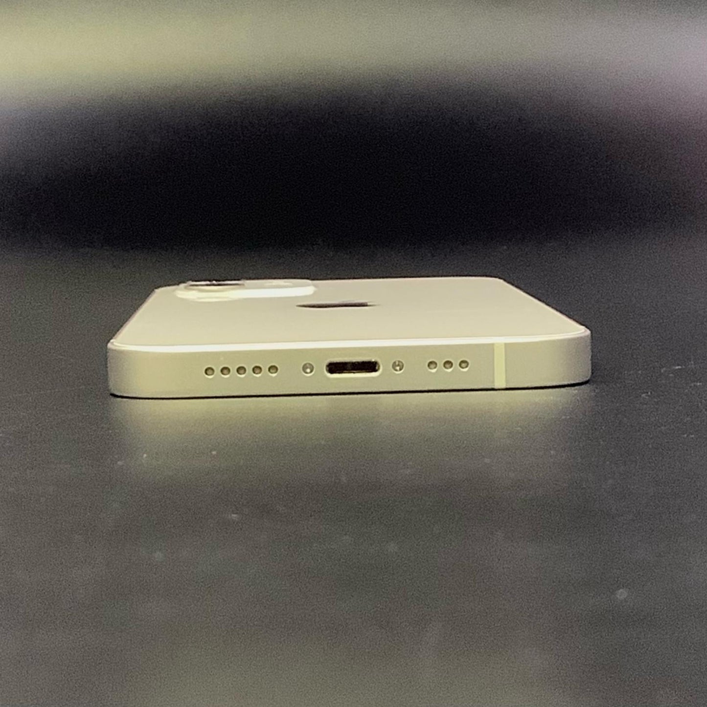 【全額返金保証】【最速発送】Apple iPhone iPhone 12 128GB ホワイト docomo SIMフリー 白ロム 動作確認済 74%